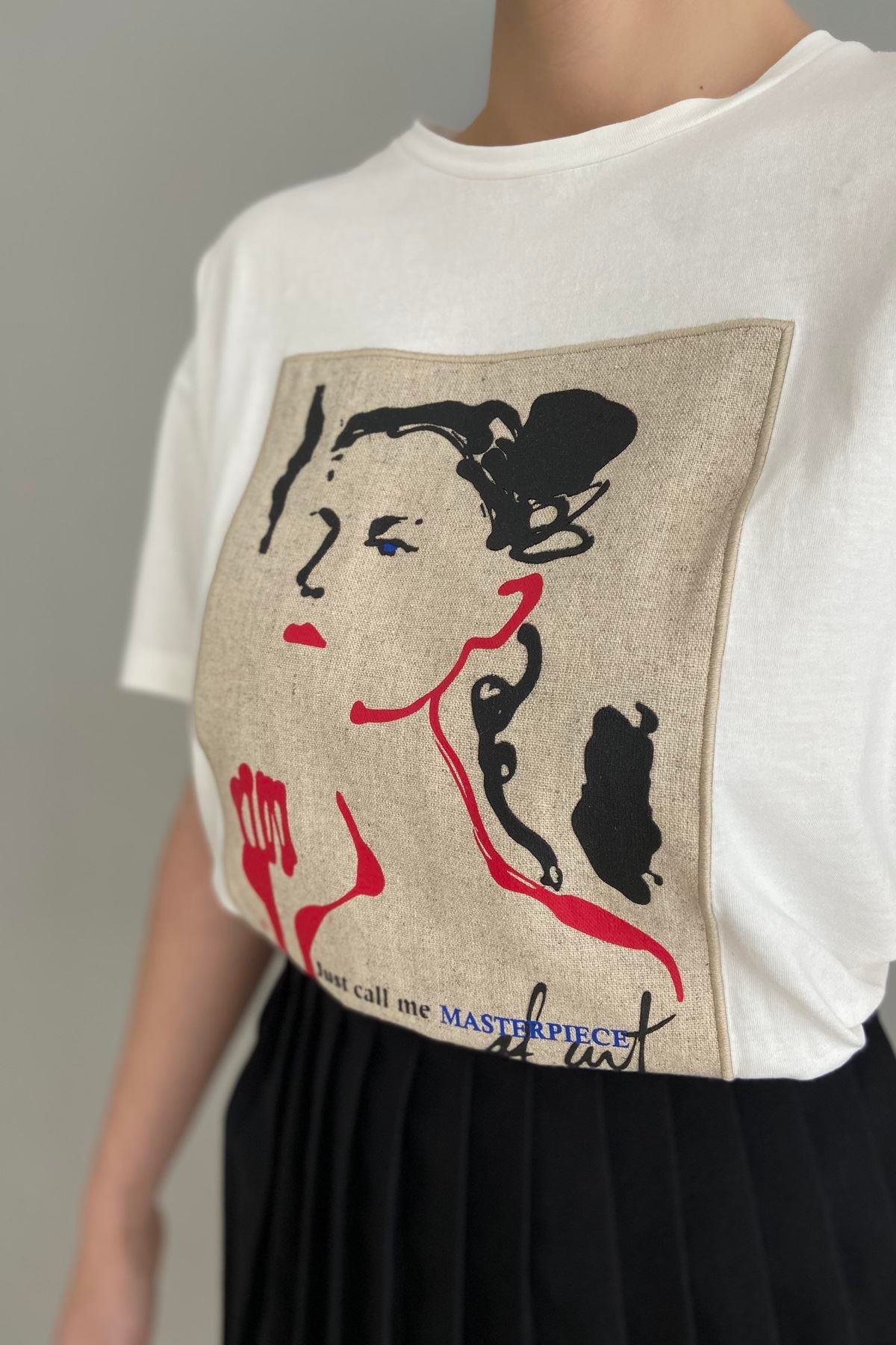 PATCH DETAYLI TSHIRT