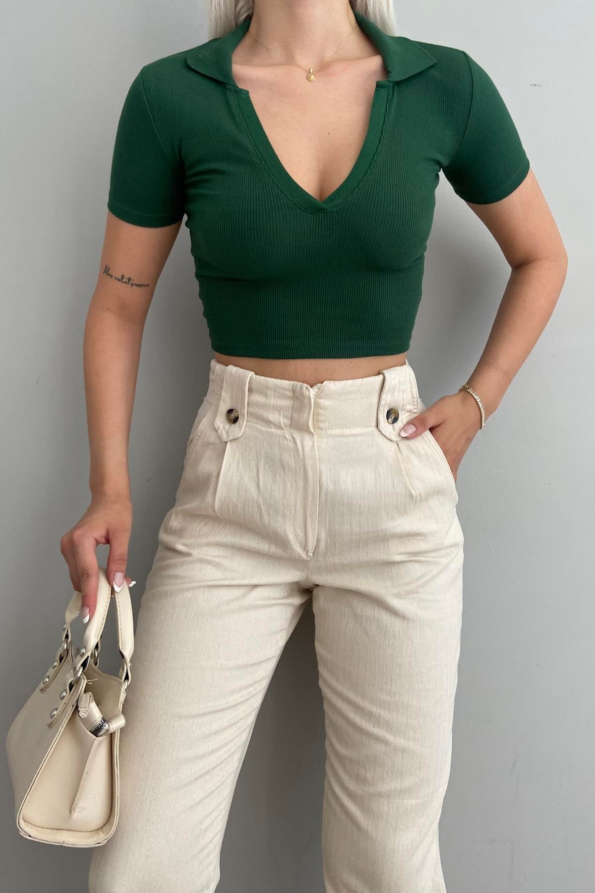 POLO YAKA CROP TSHIRT
