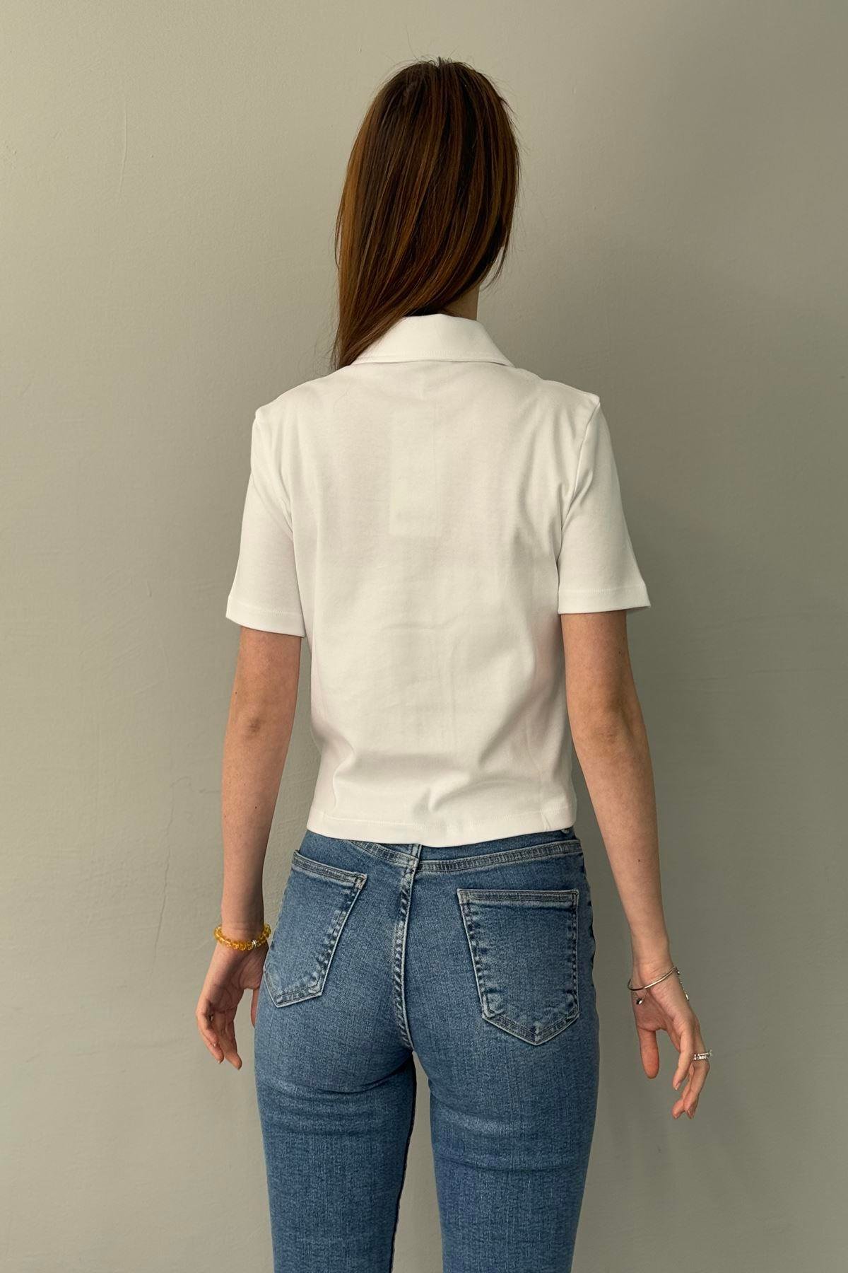 POLO YAKA NAKIŞ DETAYLI TSHIRT