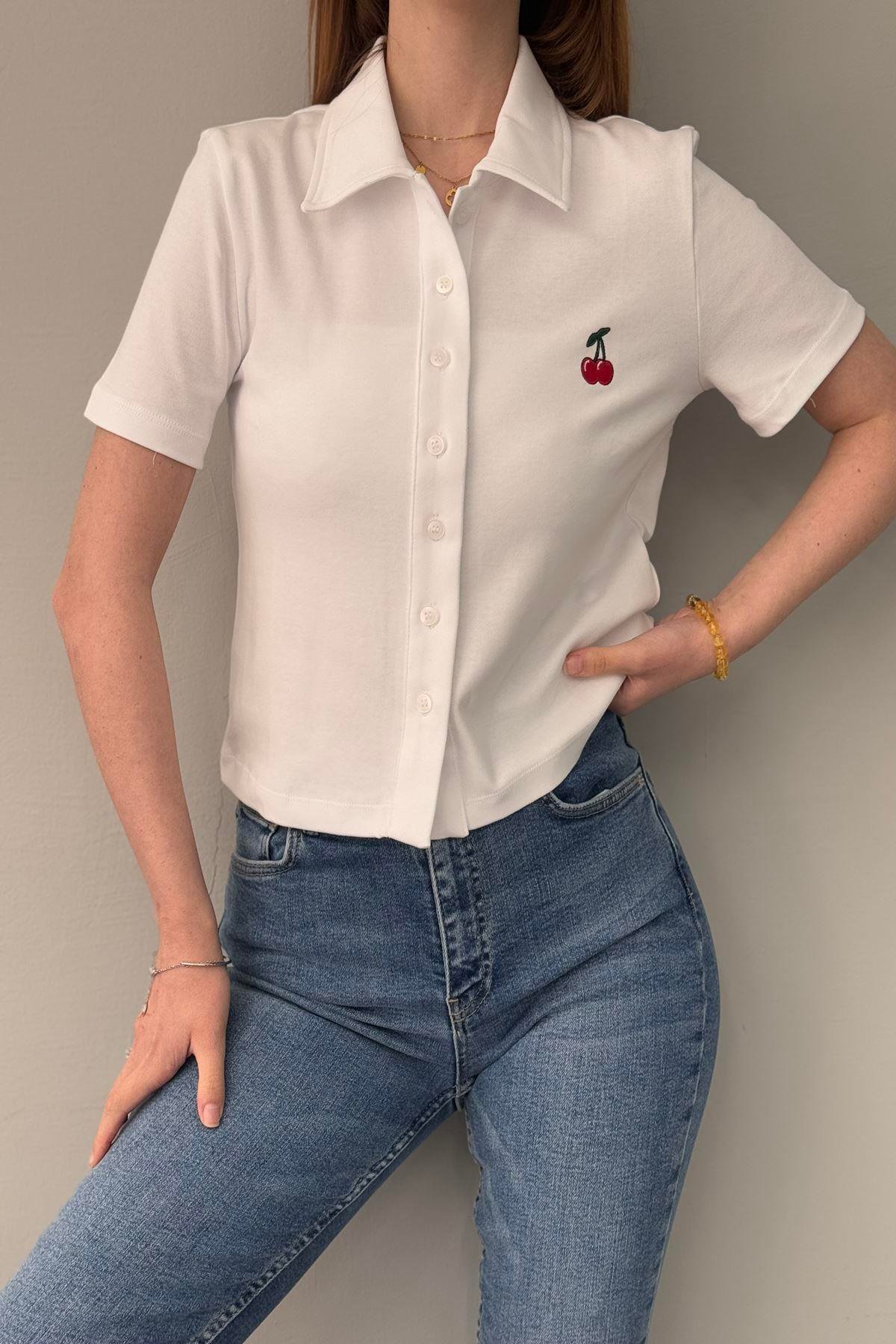 POLO YAKA NAKIŞ DETAYLI TSHIRT