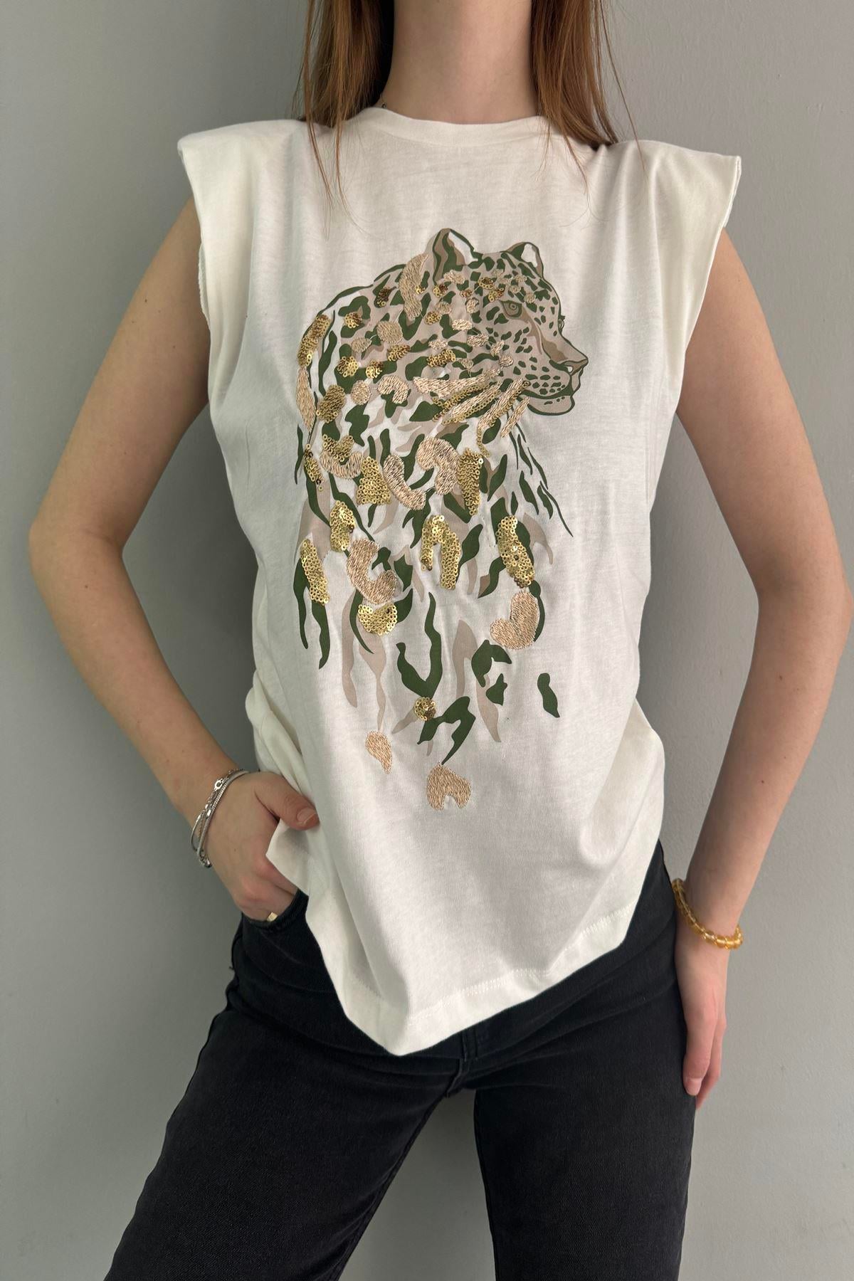 PUL VE BASKI DETAYLI VATKALI TSHIRT
