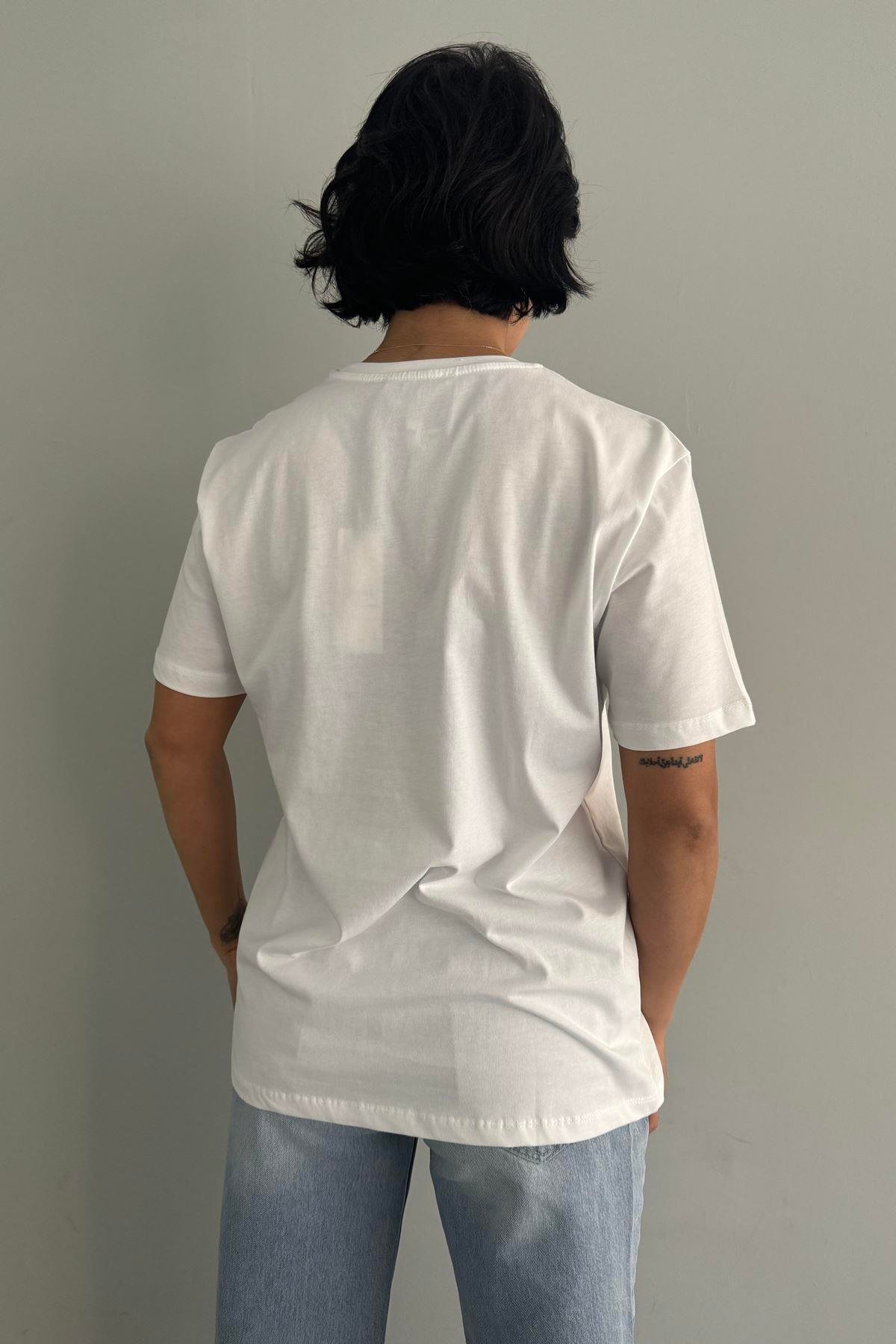 TAŞ BASKI DETAYLI TSHIRT
