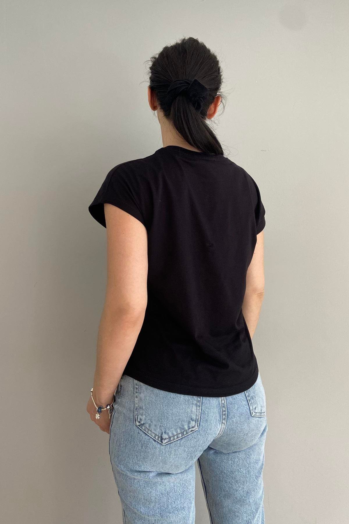 TAŞ DETAY TSHIRT