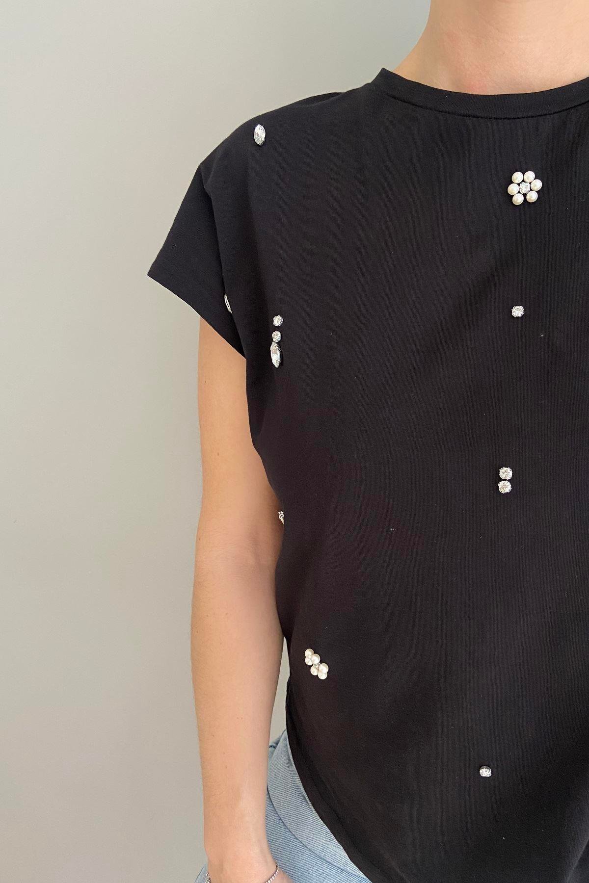 TAŞ DETAY TSHIRT