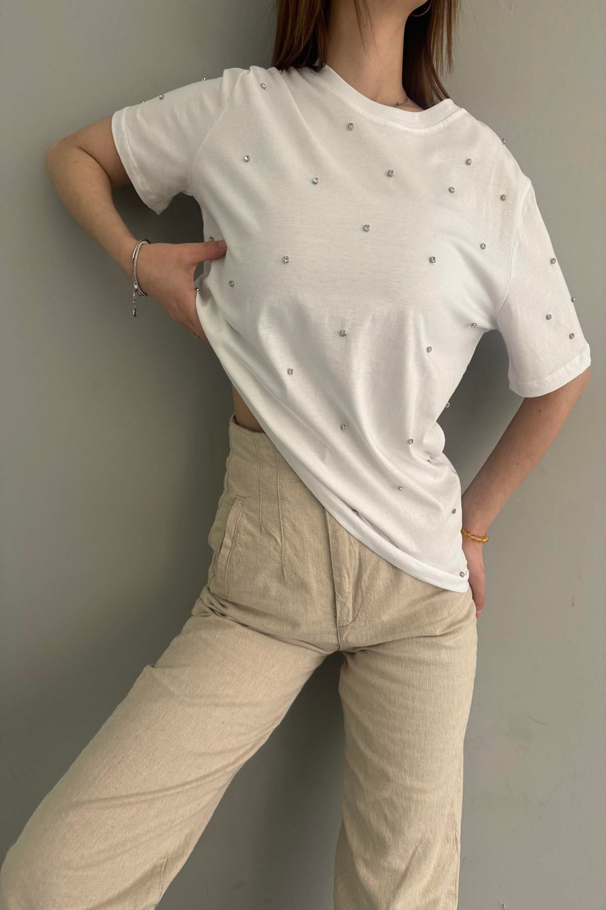 TAŞ DETAYLI TSHIRT