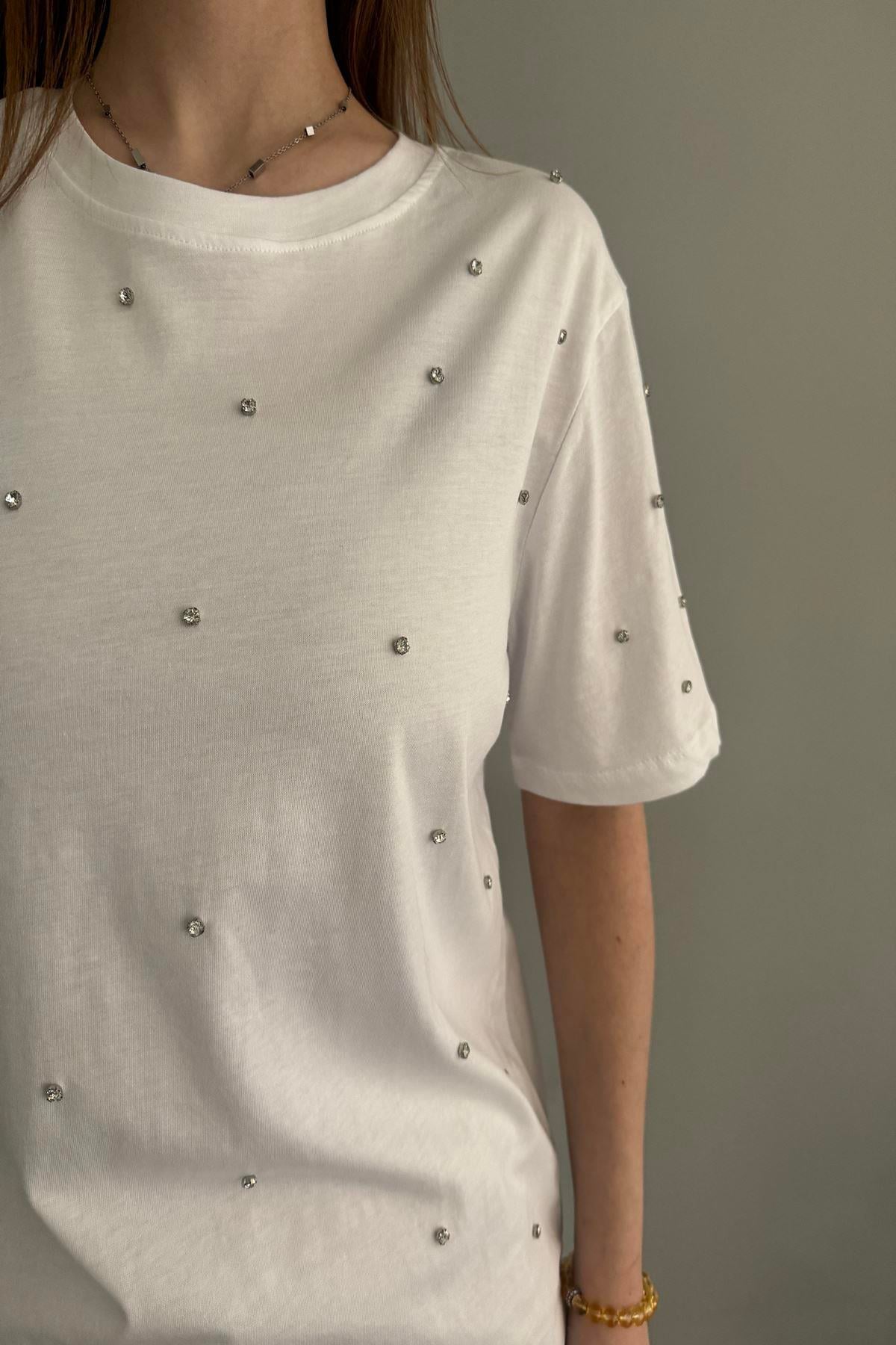 TAŞ DETAYLI TSHIRT