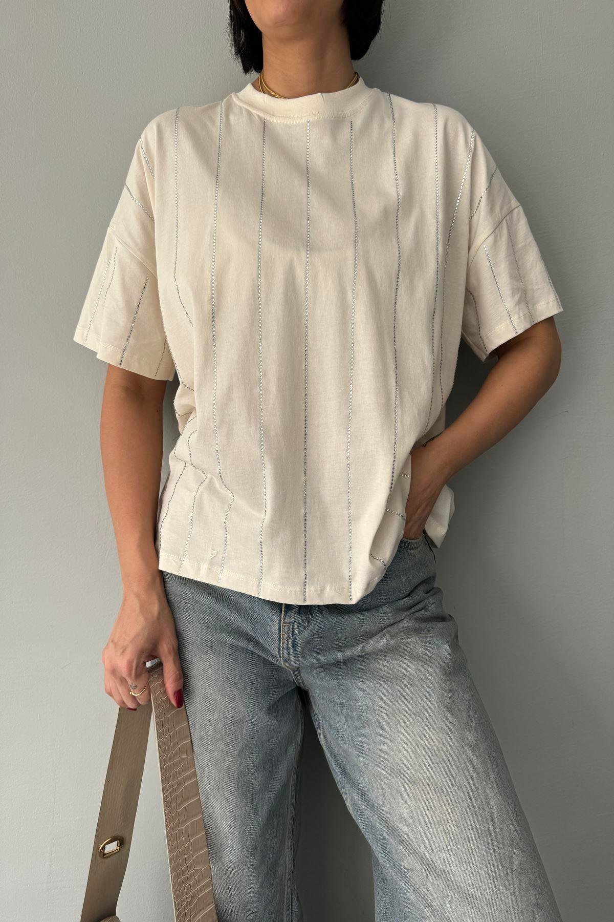 TAŞ DETAYLI TSHIRT