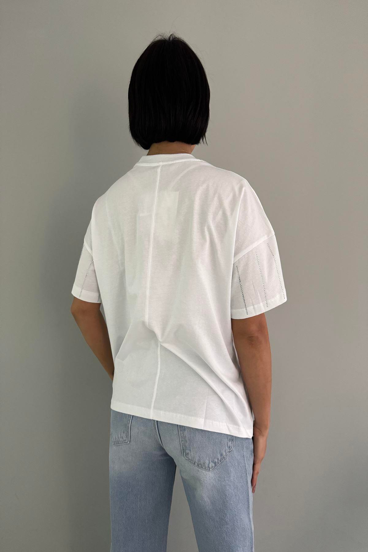TAŞ DETAYLI TSHIRT