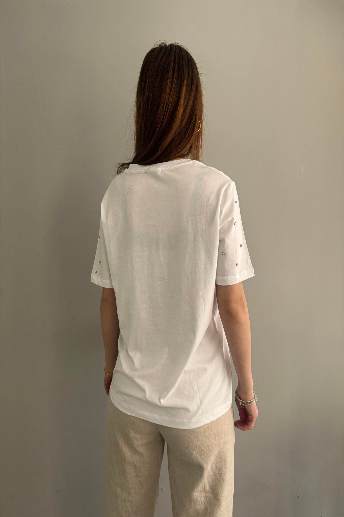 TAŞ DETAYLI TSHIRT