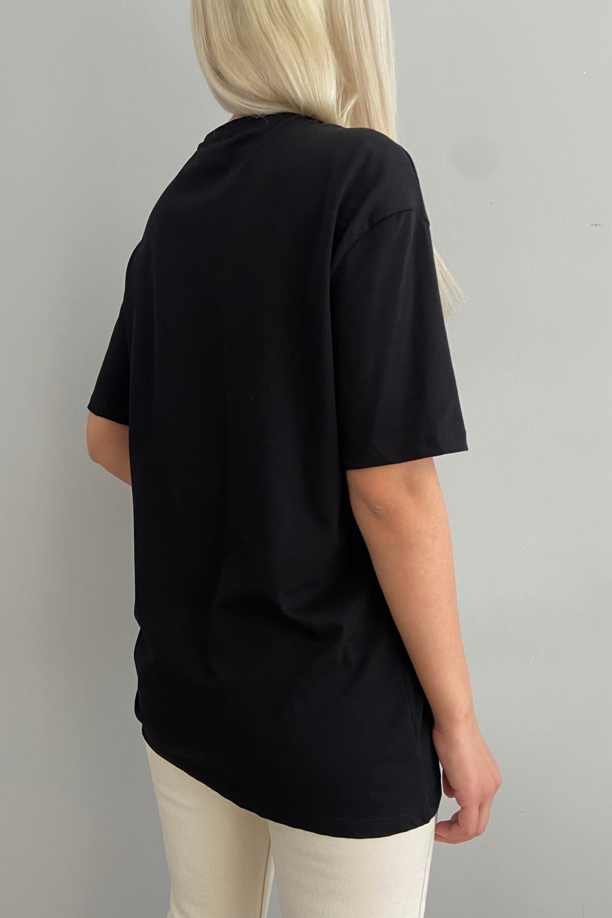 TAŞLI CEP DETAYLI TSHIRT