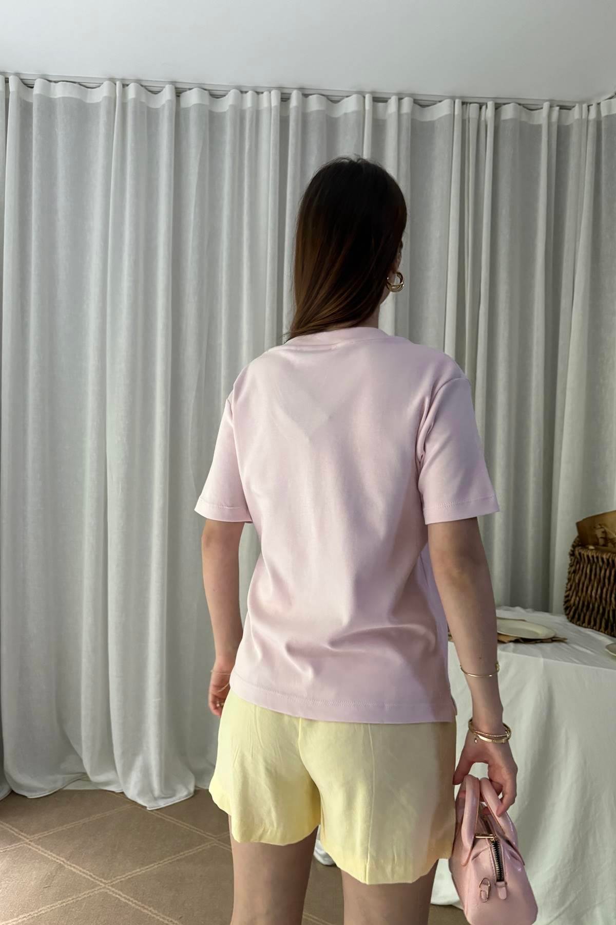 V YAKA TSHIRT