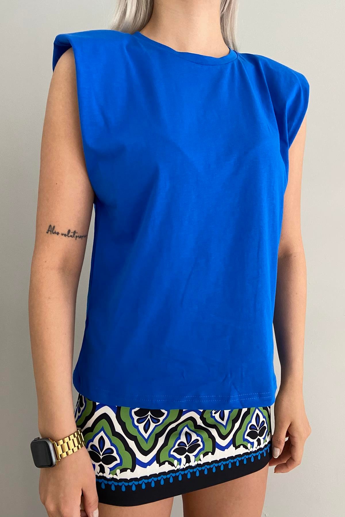VATKALI KOLSUZ TSHIRT