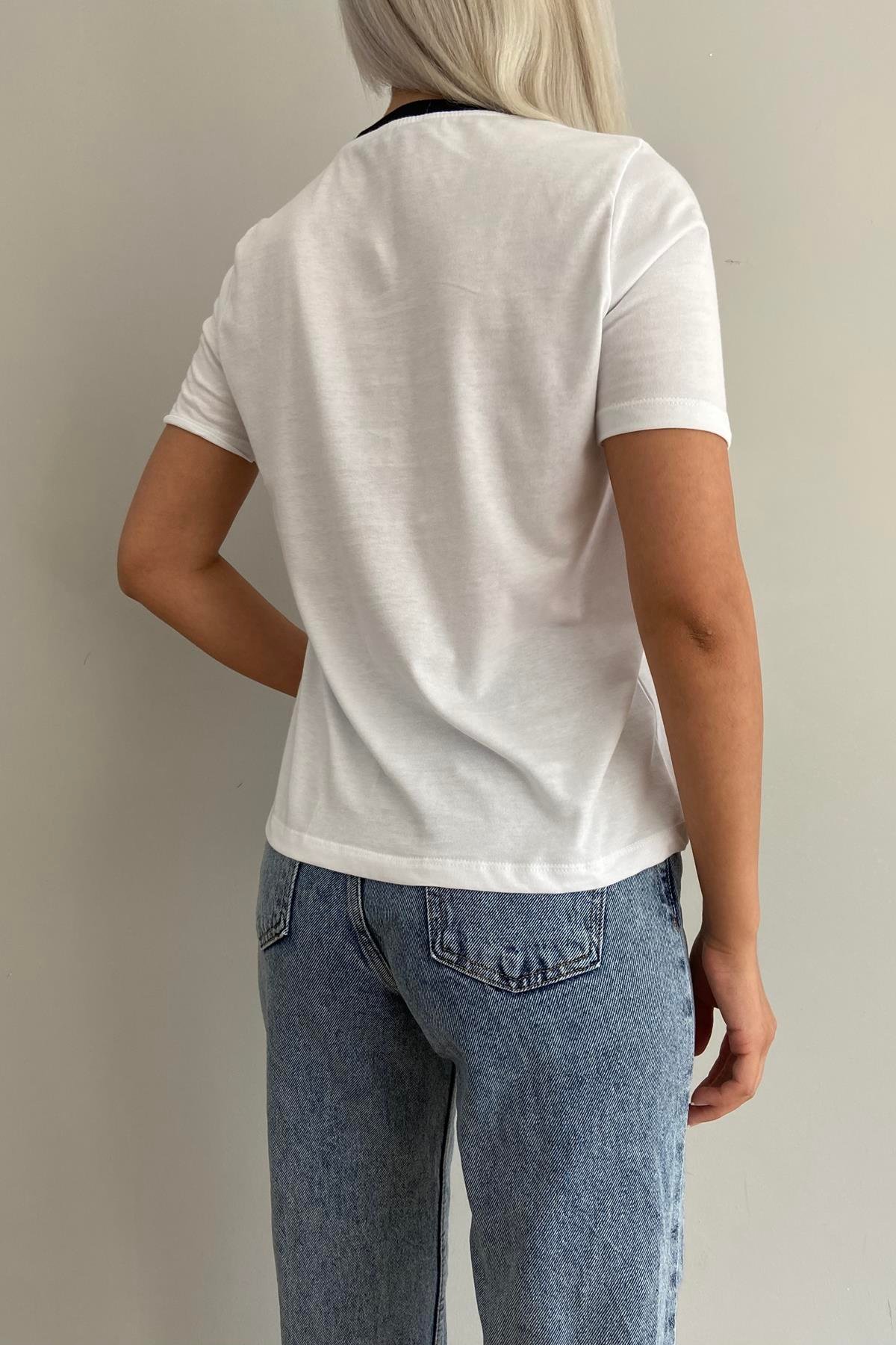YAKA GARNİLİ TSHIRT