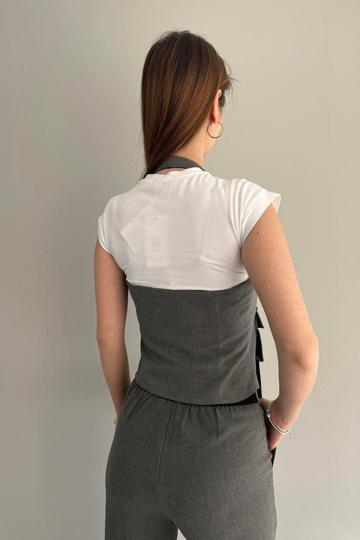 CEPLİ HALTER YAKA YELEK
