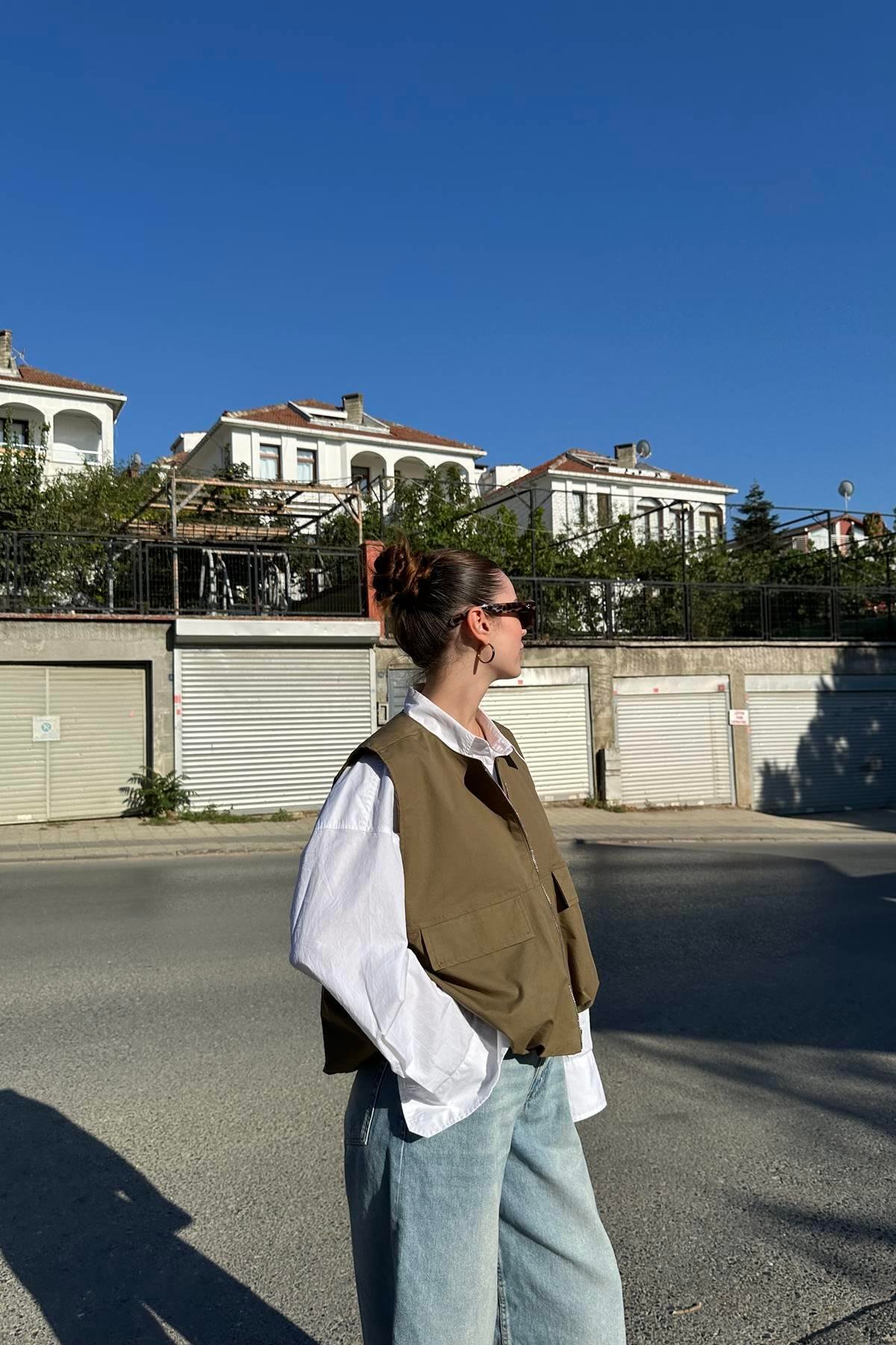 FERMUARLI CEP KAPAKLI YELEK