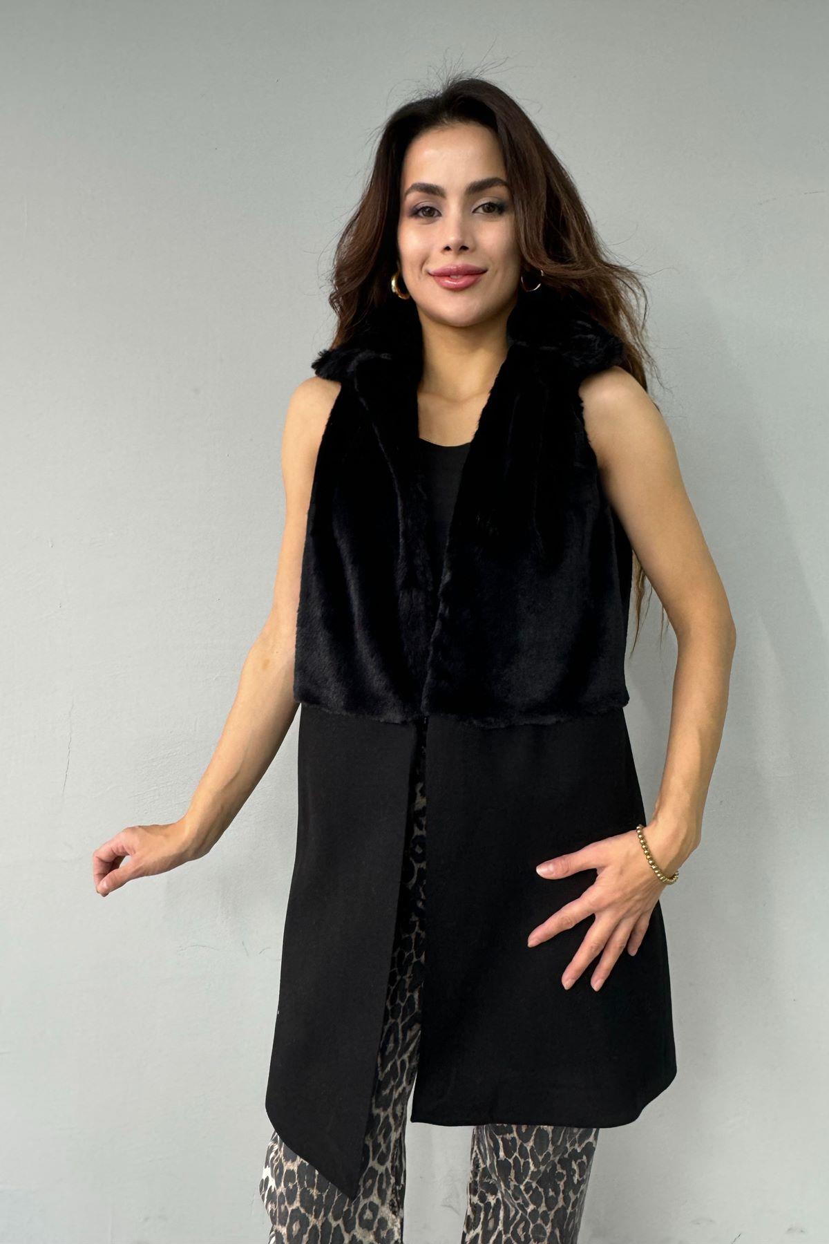 PELUŞ GARNİLİ KAŞE YELEK