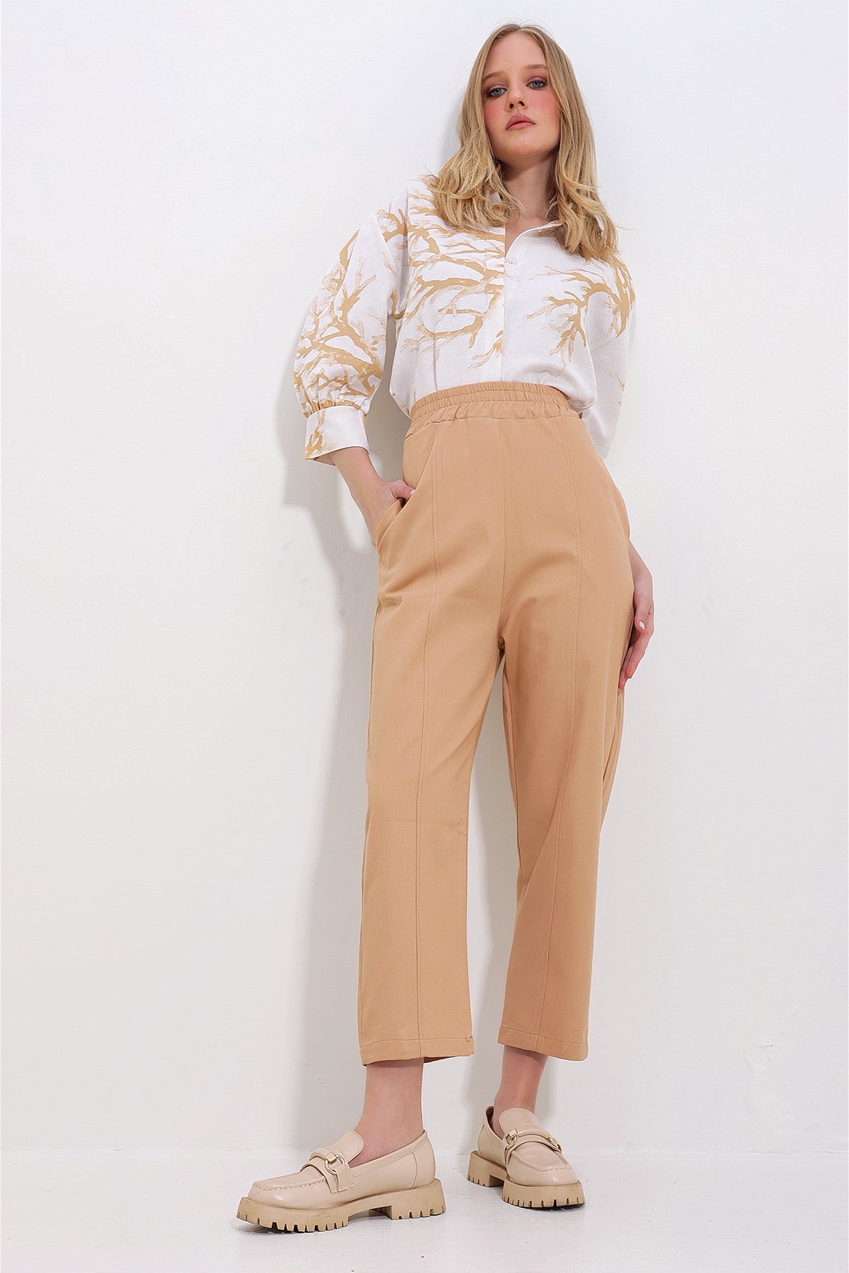 3 Cepli Beli Lastikli Önü Dikişli Gabardin Pantolon - Camel