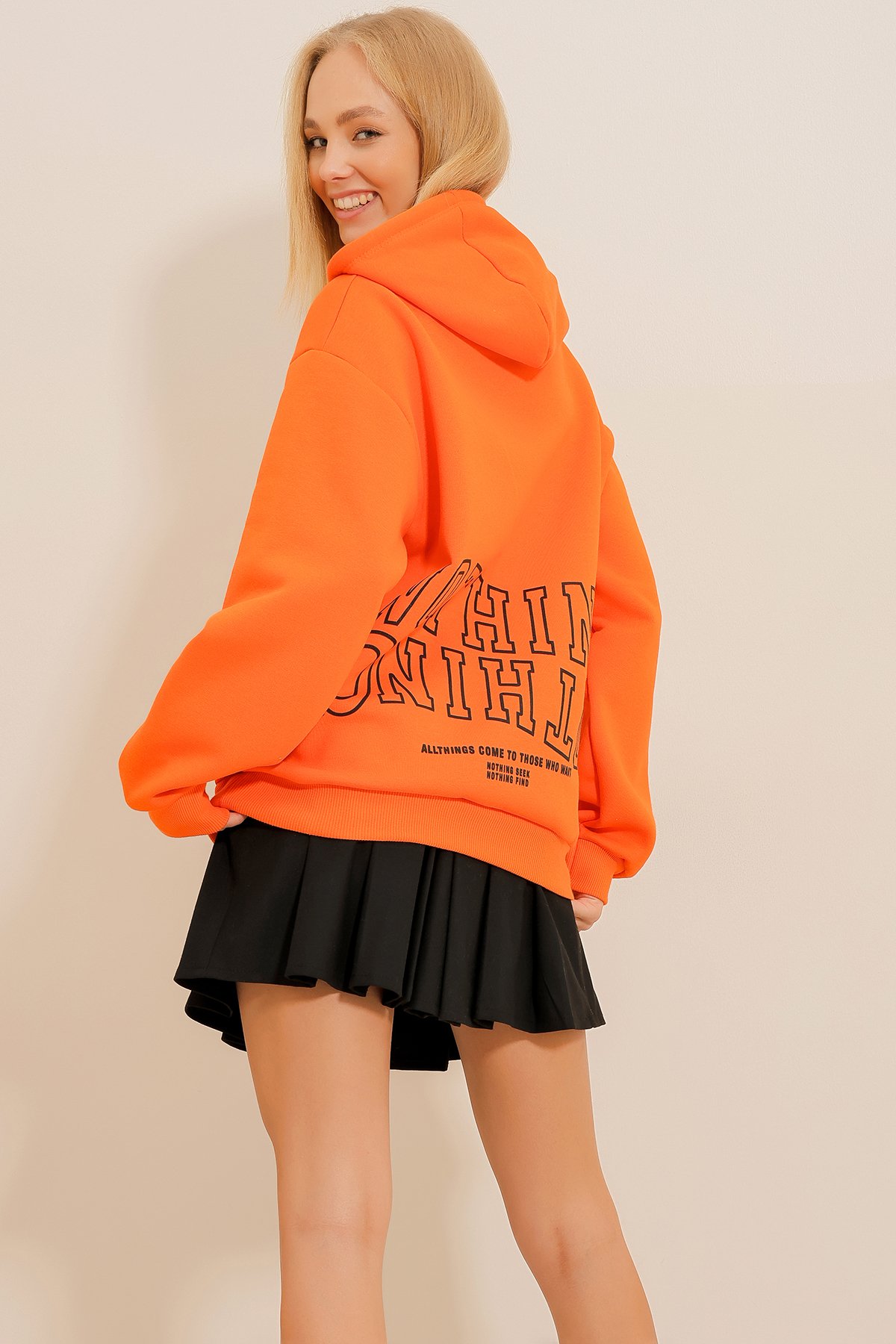 3 İplik Kapüşonlu İçi Şardonlu Ön Arka Baskılı Sweatshirt - Turuncu