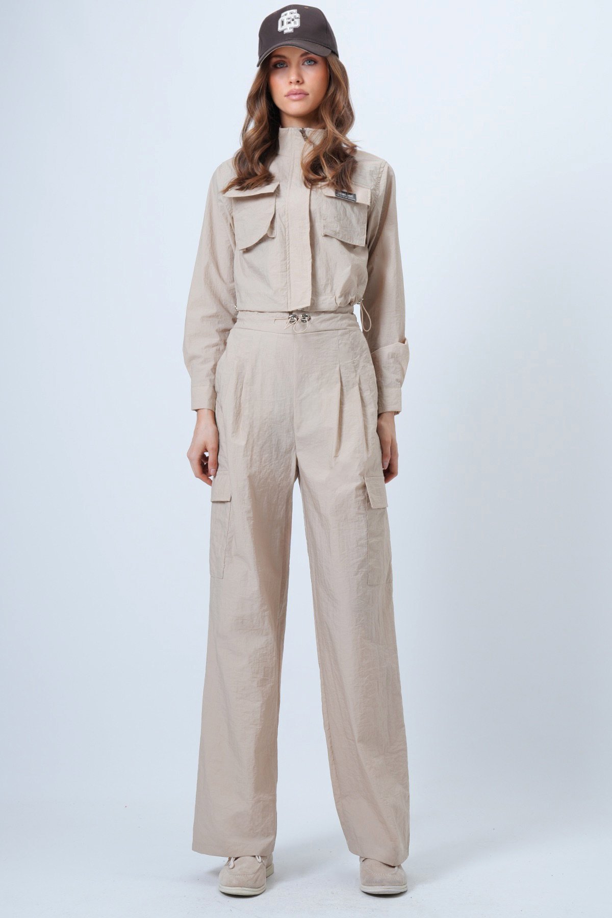 akim Yaka Çift Kapak Cepli Ceket Ve Bol Paça Pantolon Takım - BEJ