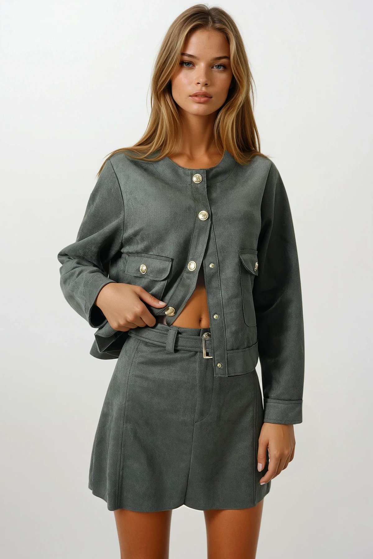 Altın Tokalı Kemerli Süet Görünümlü Mini Şort Etek - HAKİ