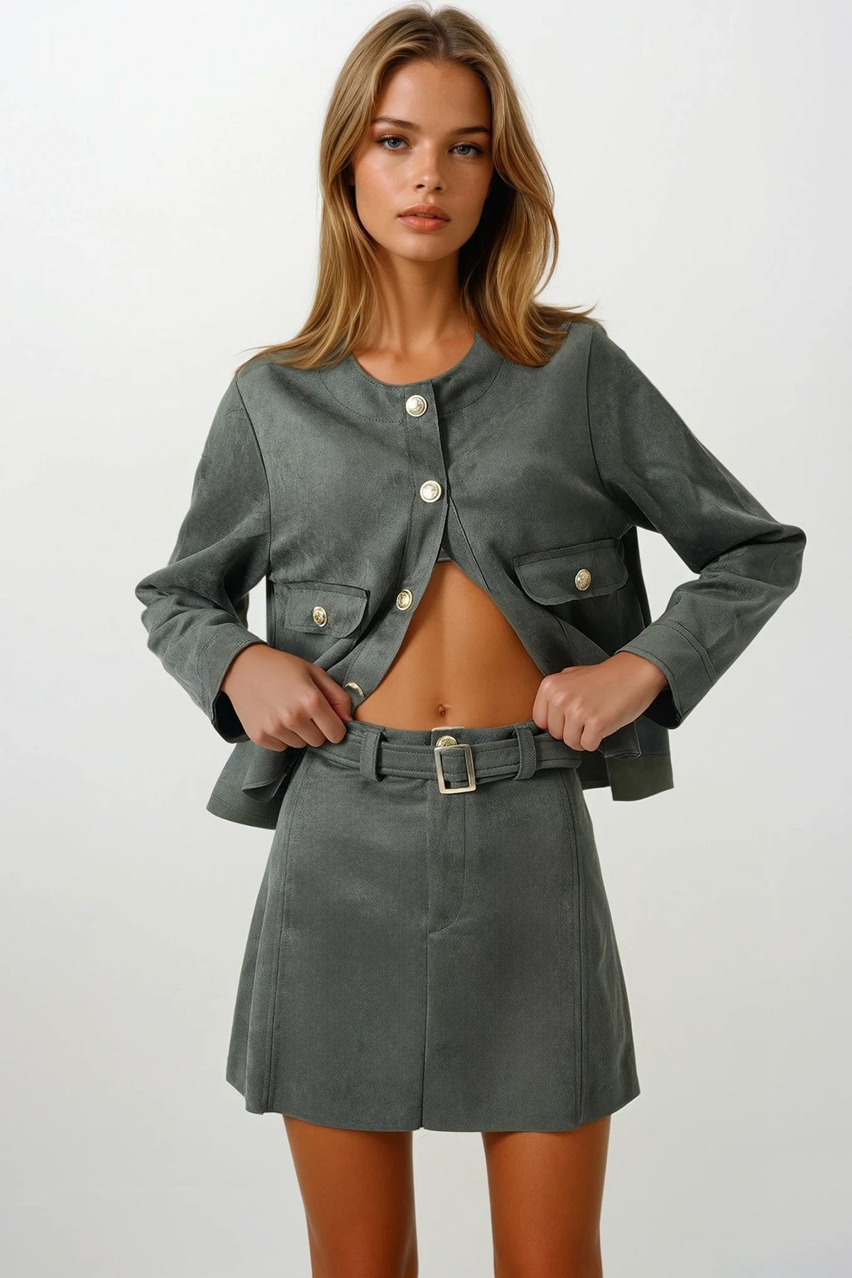 Altın Tokalı Kemerli Süet Görünümlü Mini Şort Etek - HAKİ