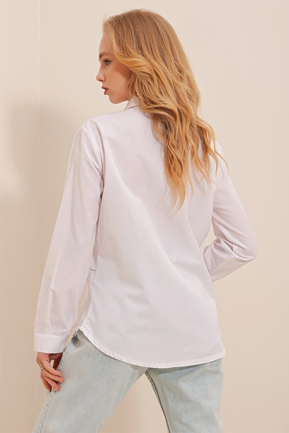 Asimetrik Cepli Oversize Poplin Gömlek - Beyaz