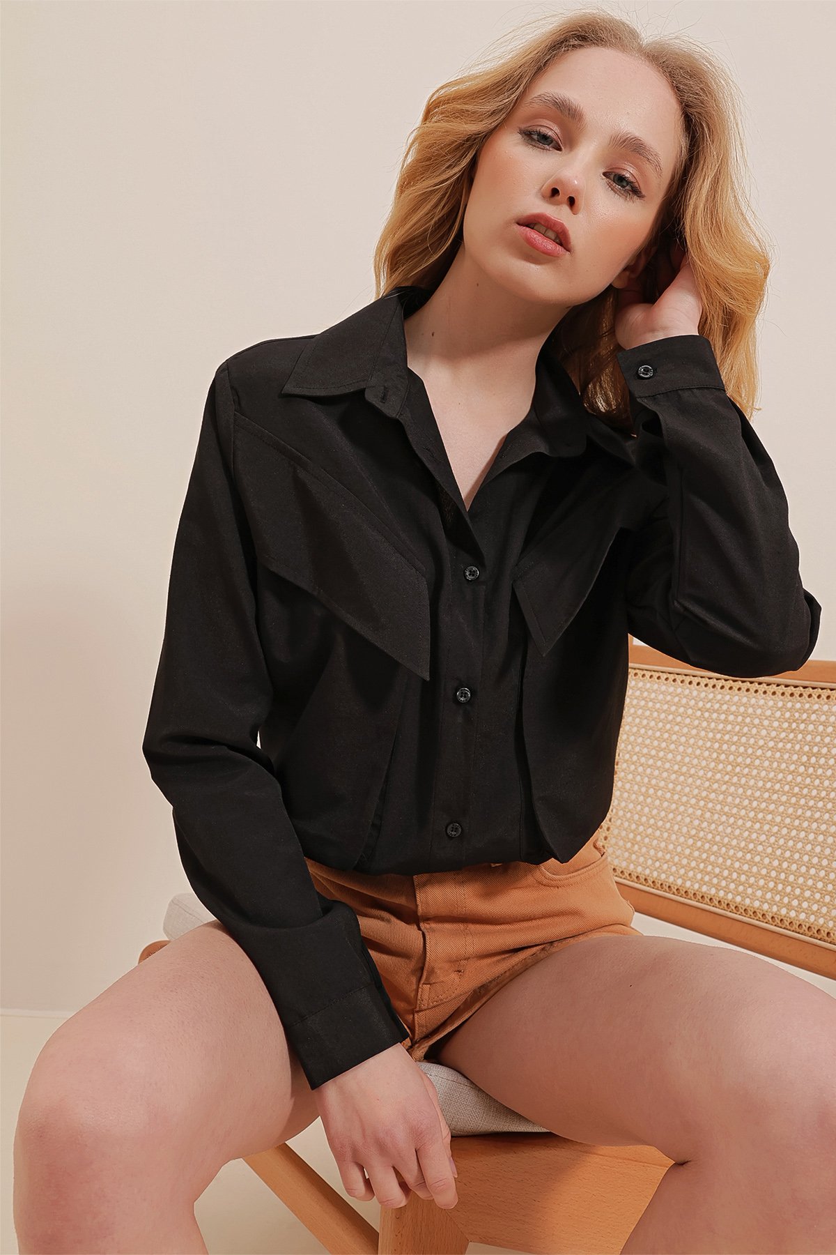 Asimetrik Cepli Oversize Poplin Gömlek - Siyah