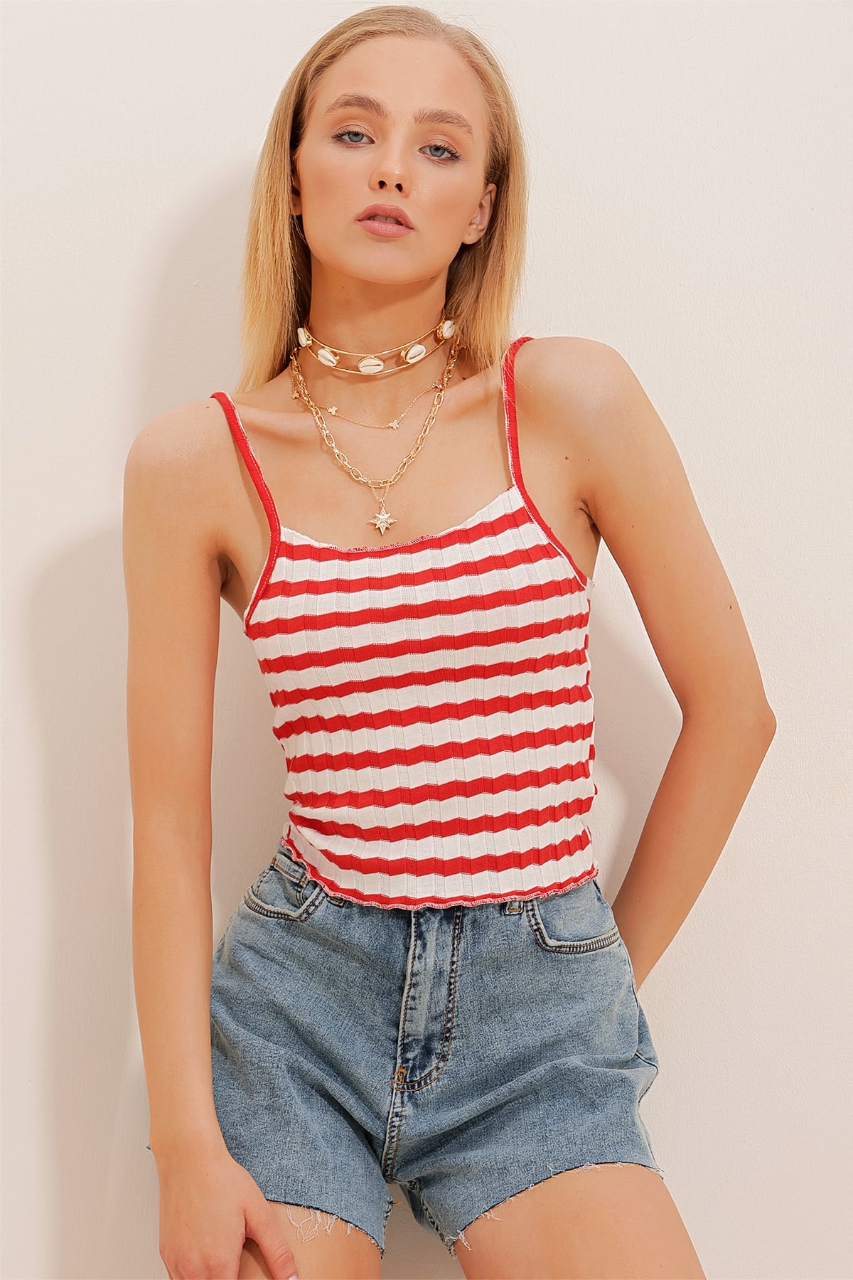 Askılı Crop Fitilli Örme Bluz - Kırmızı