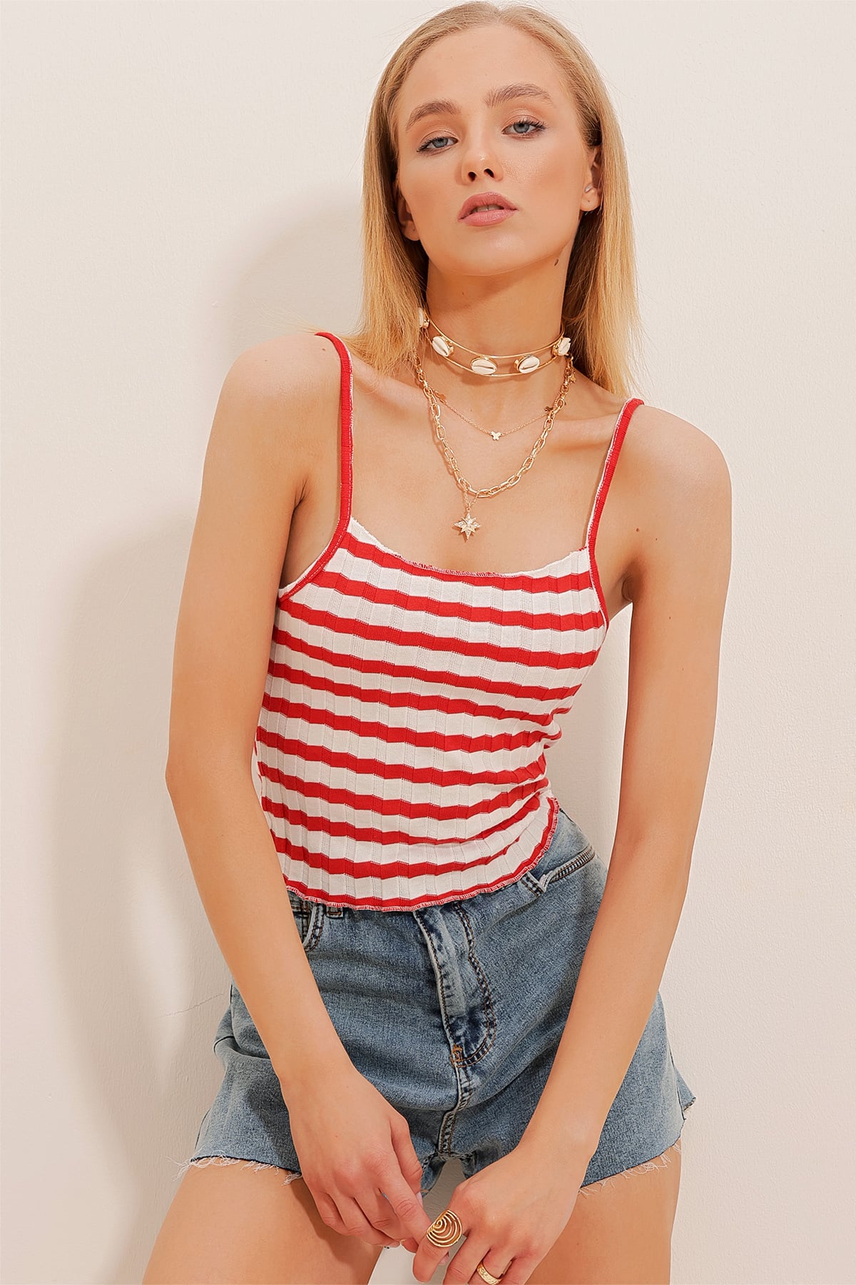 Askılı Crop Fitilli Örme Bluz - Kırmızı