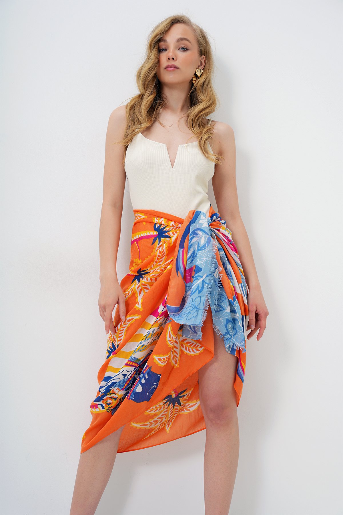 AT DESENLİ PAREO ŞAL - TURUNCU