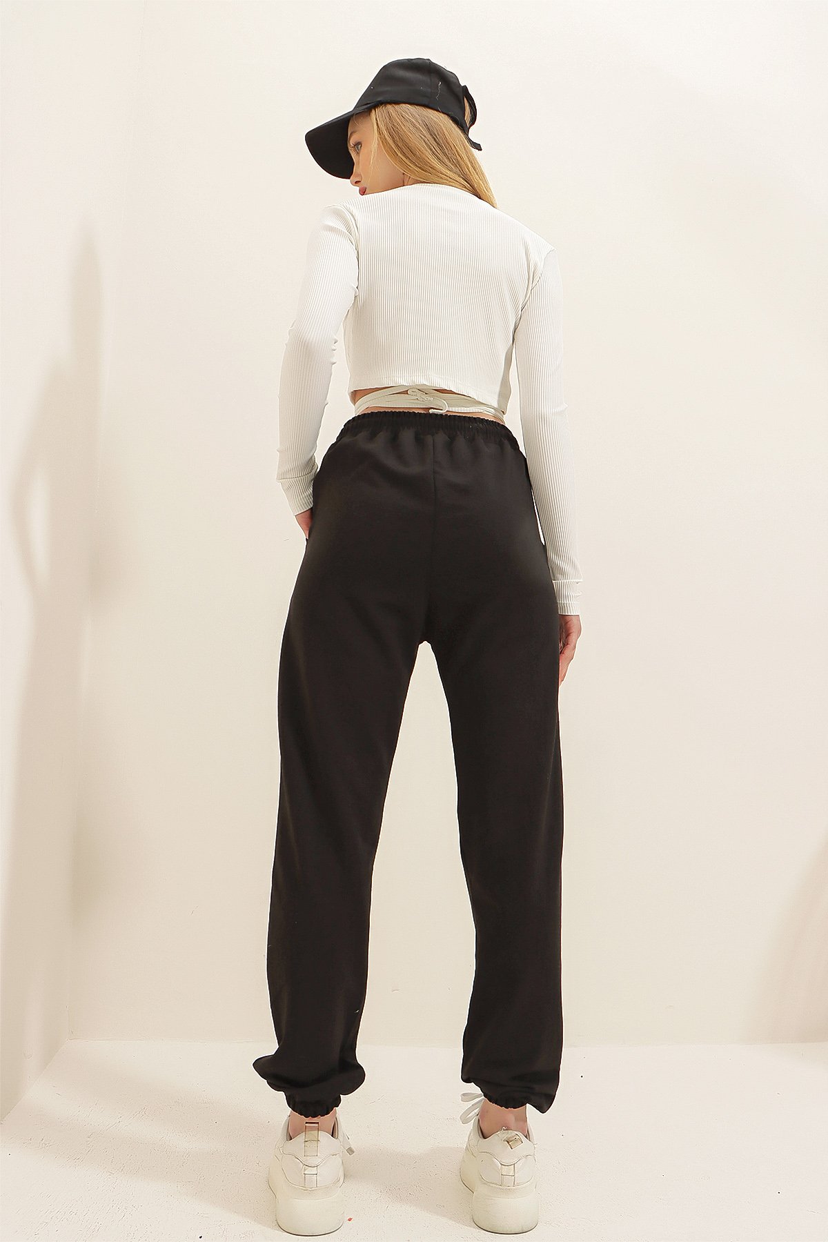 Ayıcık Baskılı Paçası Lastikli İki İplik Eşofman Altı - Siyah