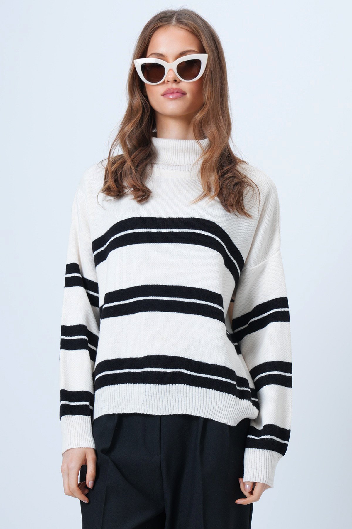 Balıkçı Yaka Kalom Çizgili Uzun Kollu Triko Kazak - BEYAZ