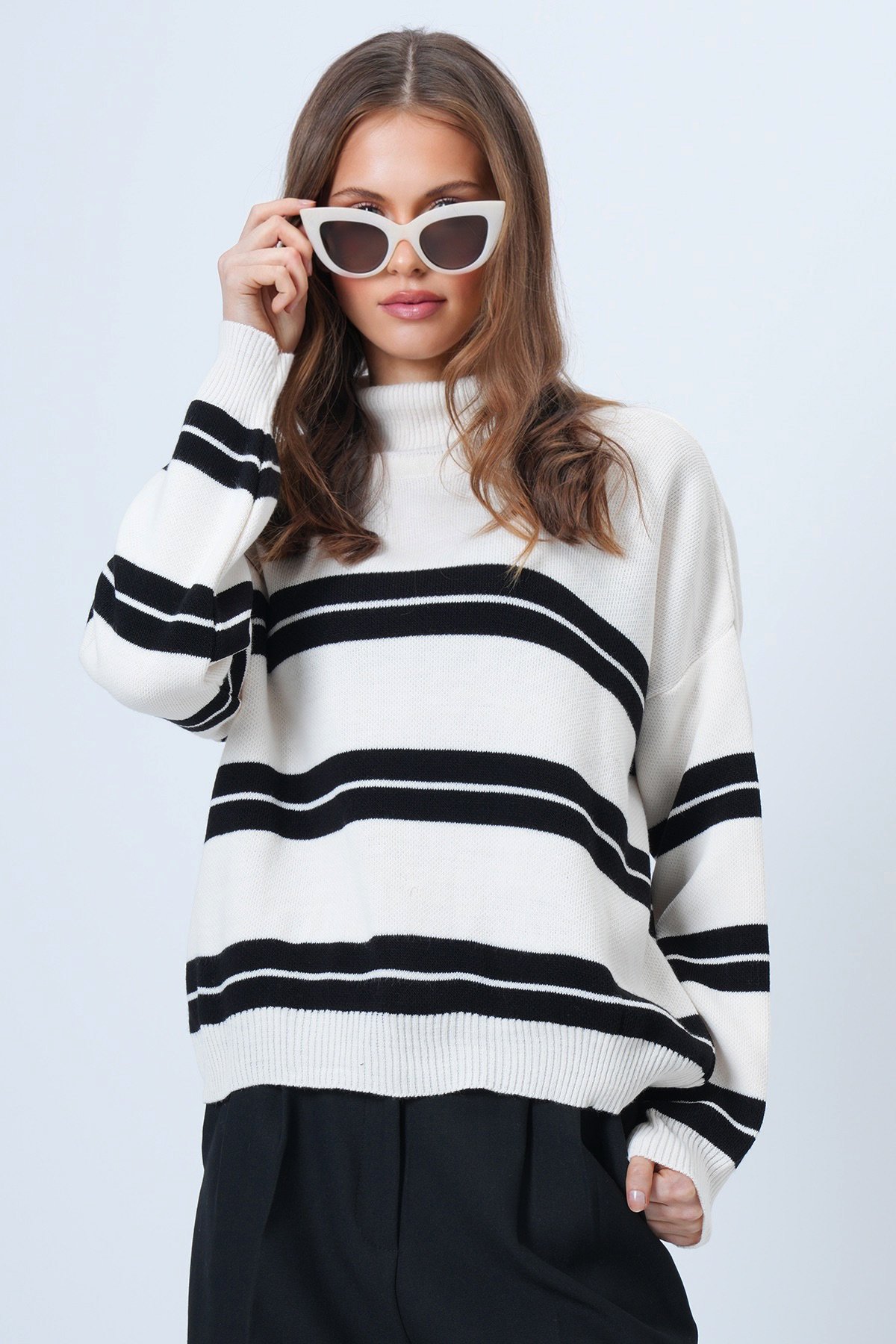 Balıkçı Yaka Kalom Çizgili Uzun Kollu Triko Kazak - BEYAZ