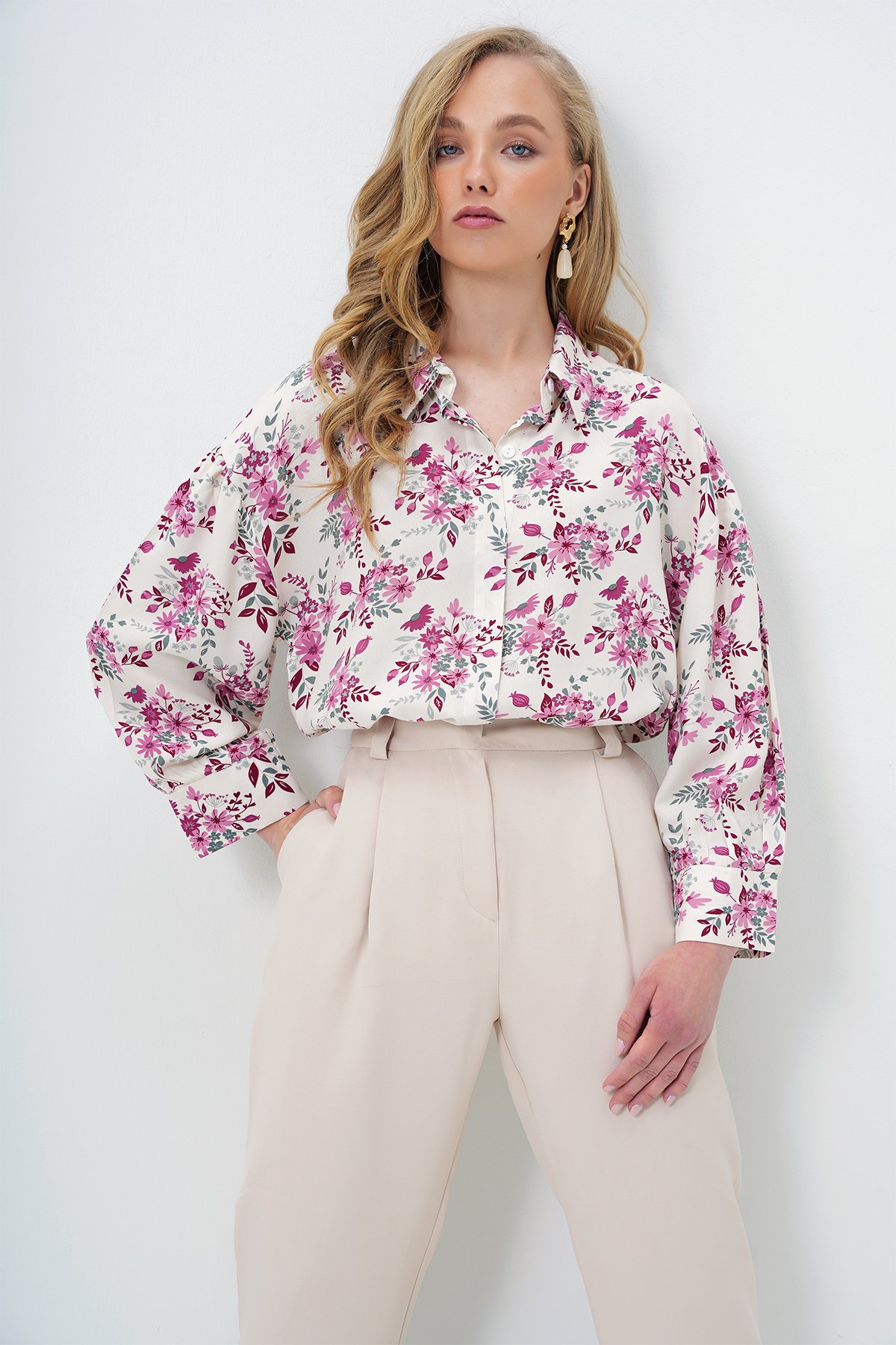Balon Kol Gizli Patlı Basic Poplin Gömlek - PEMBE ÇİÇEKLİ