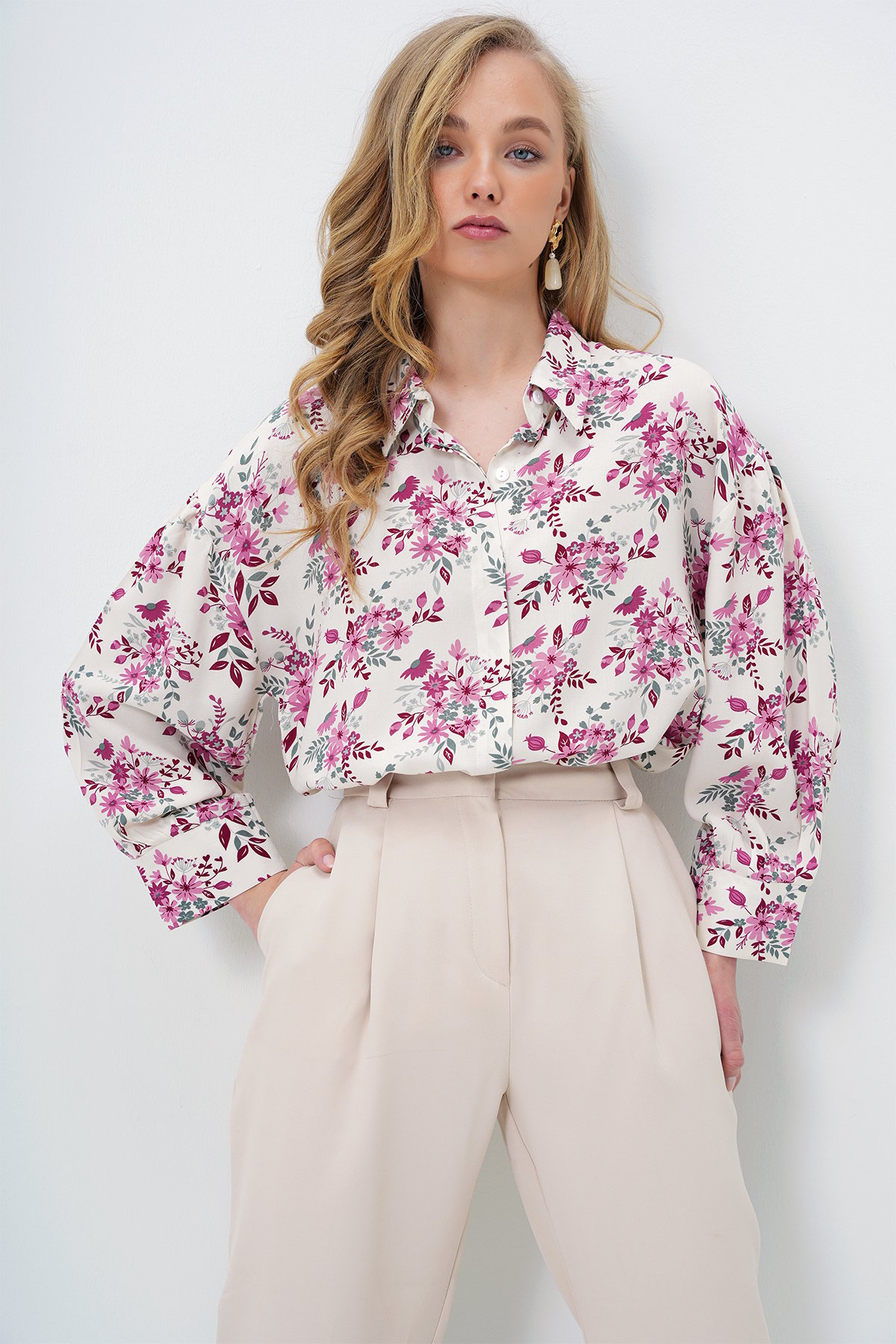 Balon Kol Gizli Patlı Basic Poplin Gömlek - PEMBE ÇİÇEKLİ