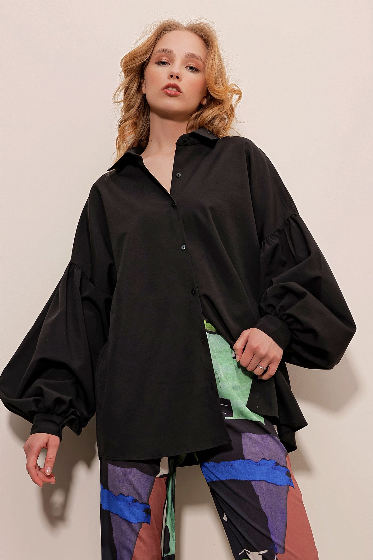 Balon Kol Oversize Poplin Dokuma Gömlek - Siyah