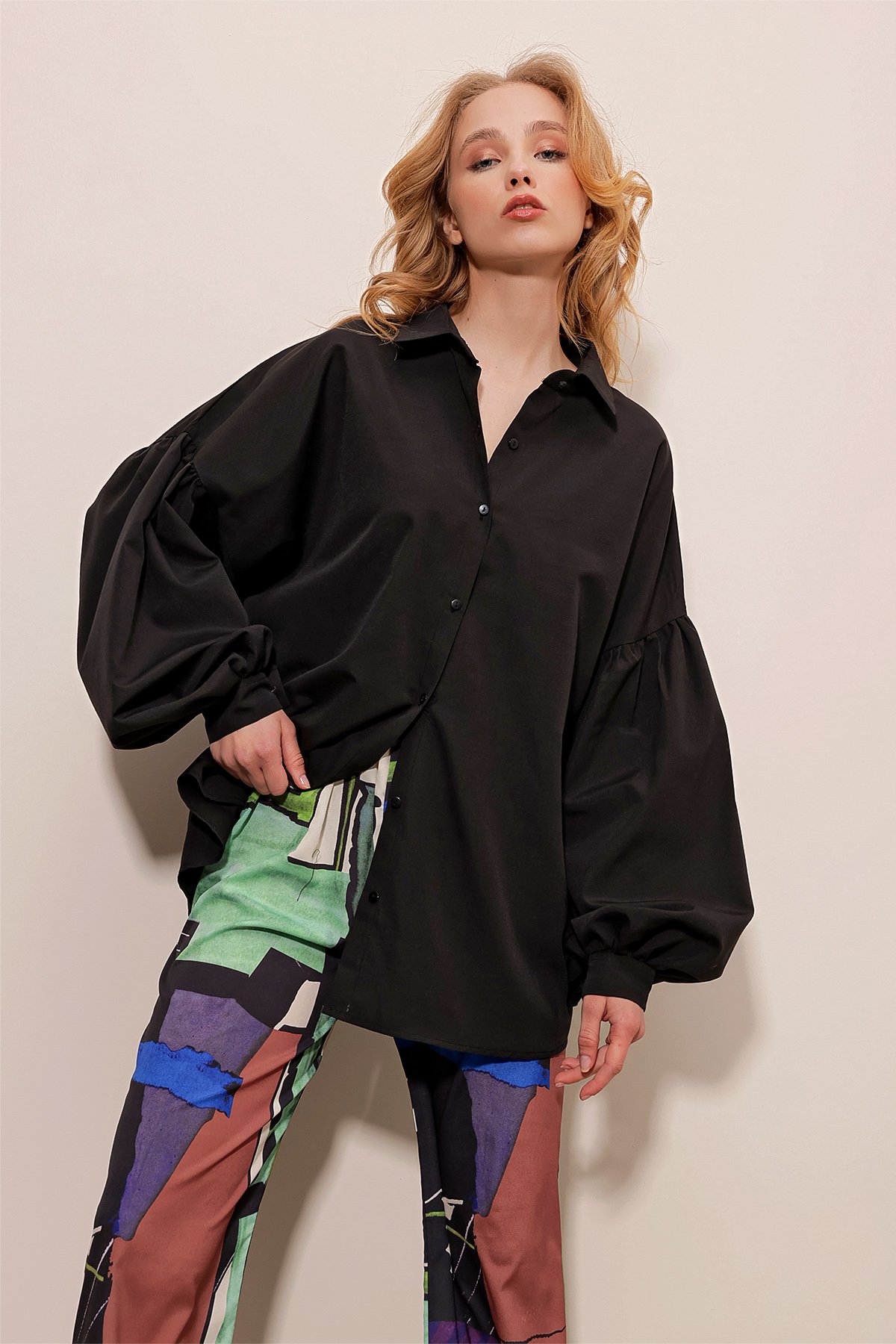 Balon Kol Oversize Poplin Dokuma Gömlek - Siyah