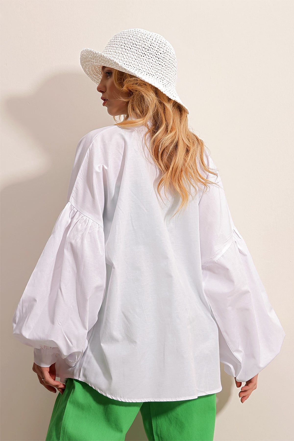 Balon Kol Oversize Poplin Dokuma Gömlek - Beyaz