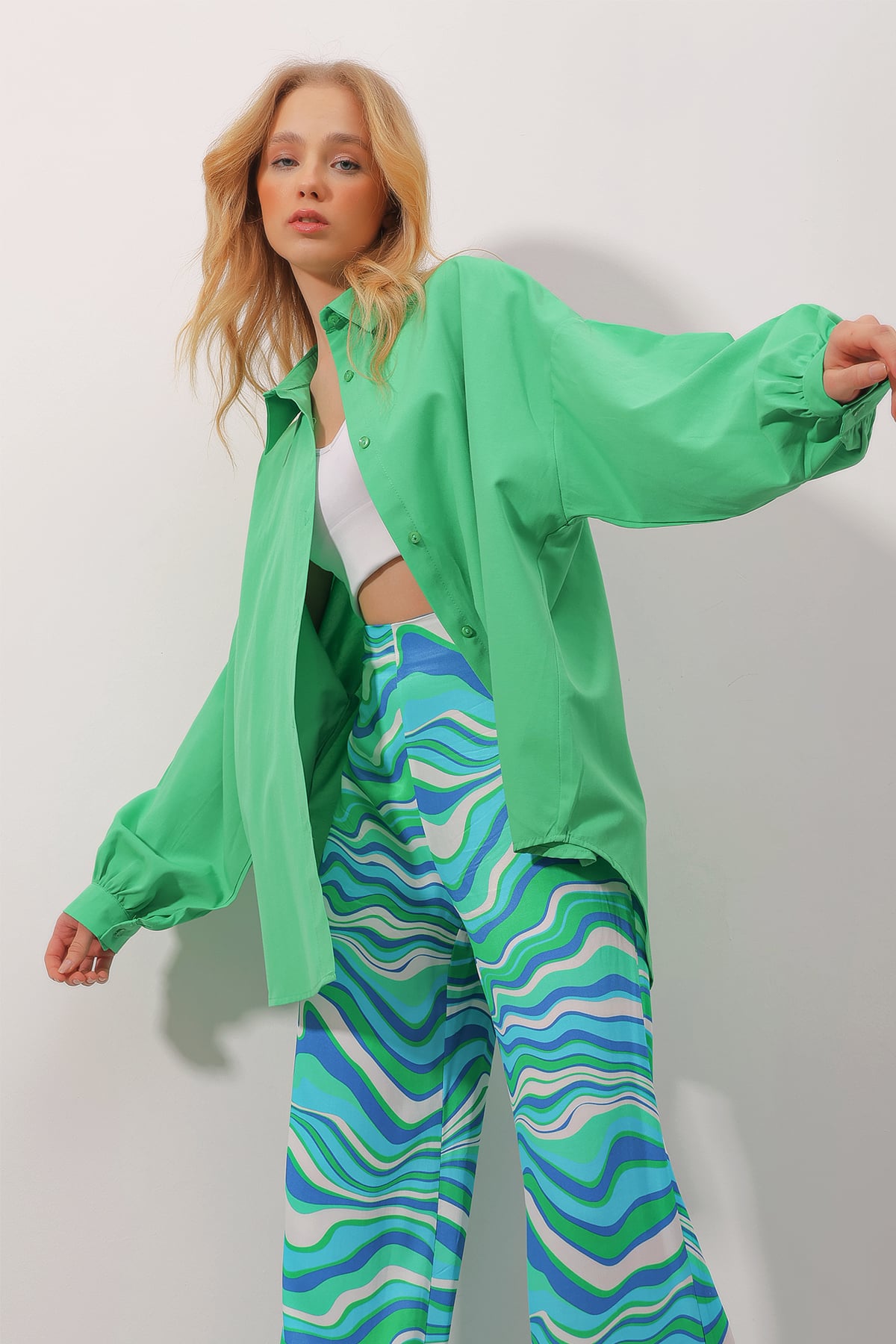 Balon Kol Oversize Poplin Gömlek - Yeşil