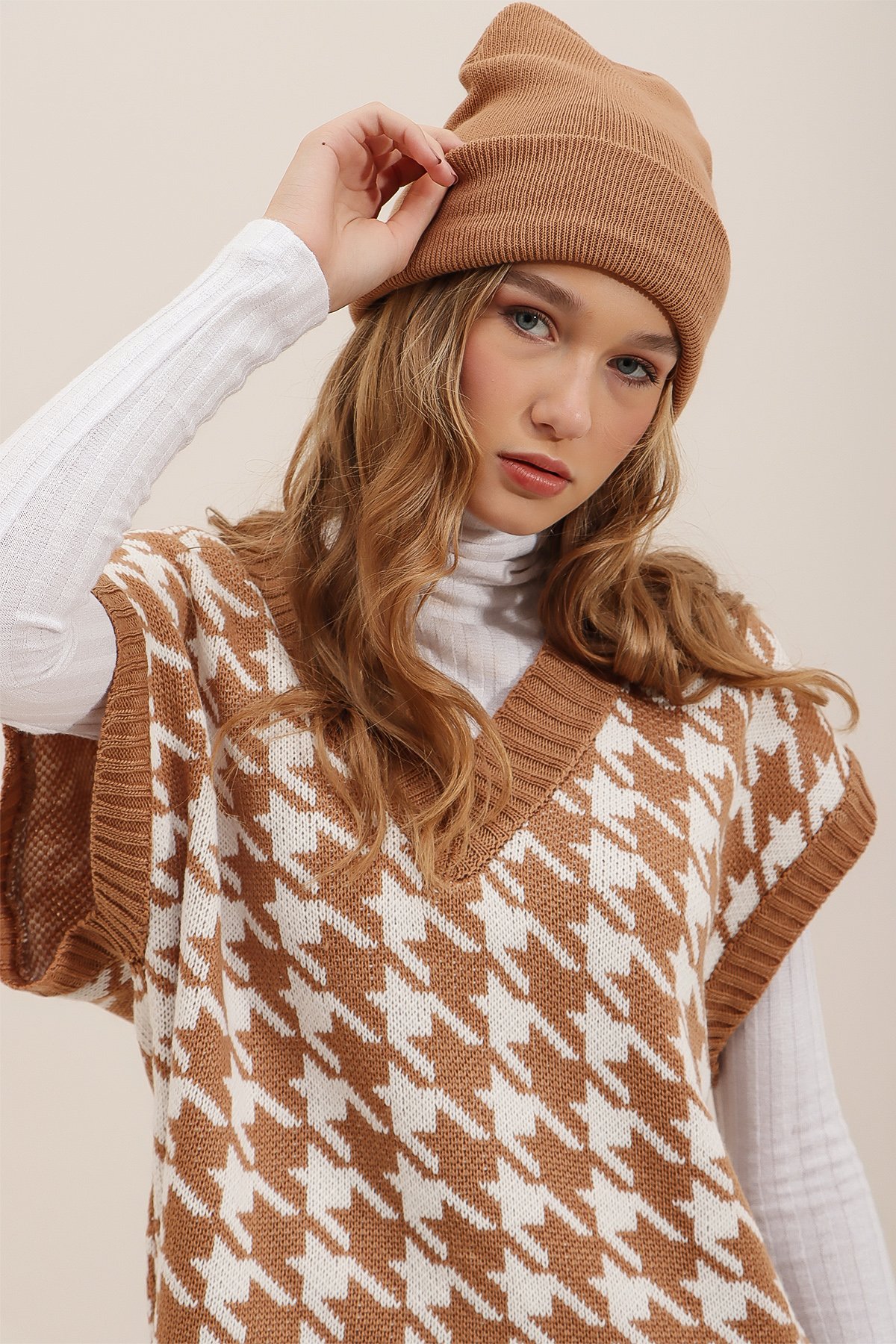 Basic Pamuklu Bere - Bisküvi