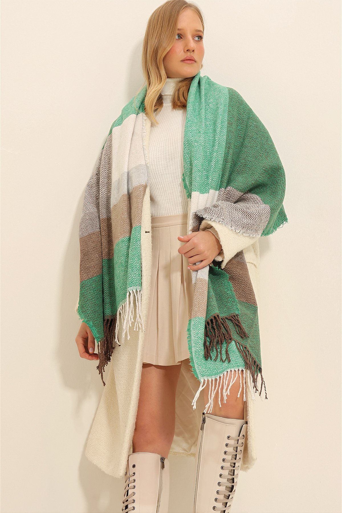 Batik Desenli Bloklu Şal - Yeşil