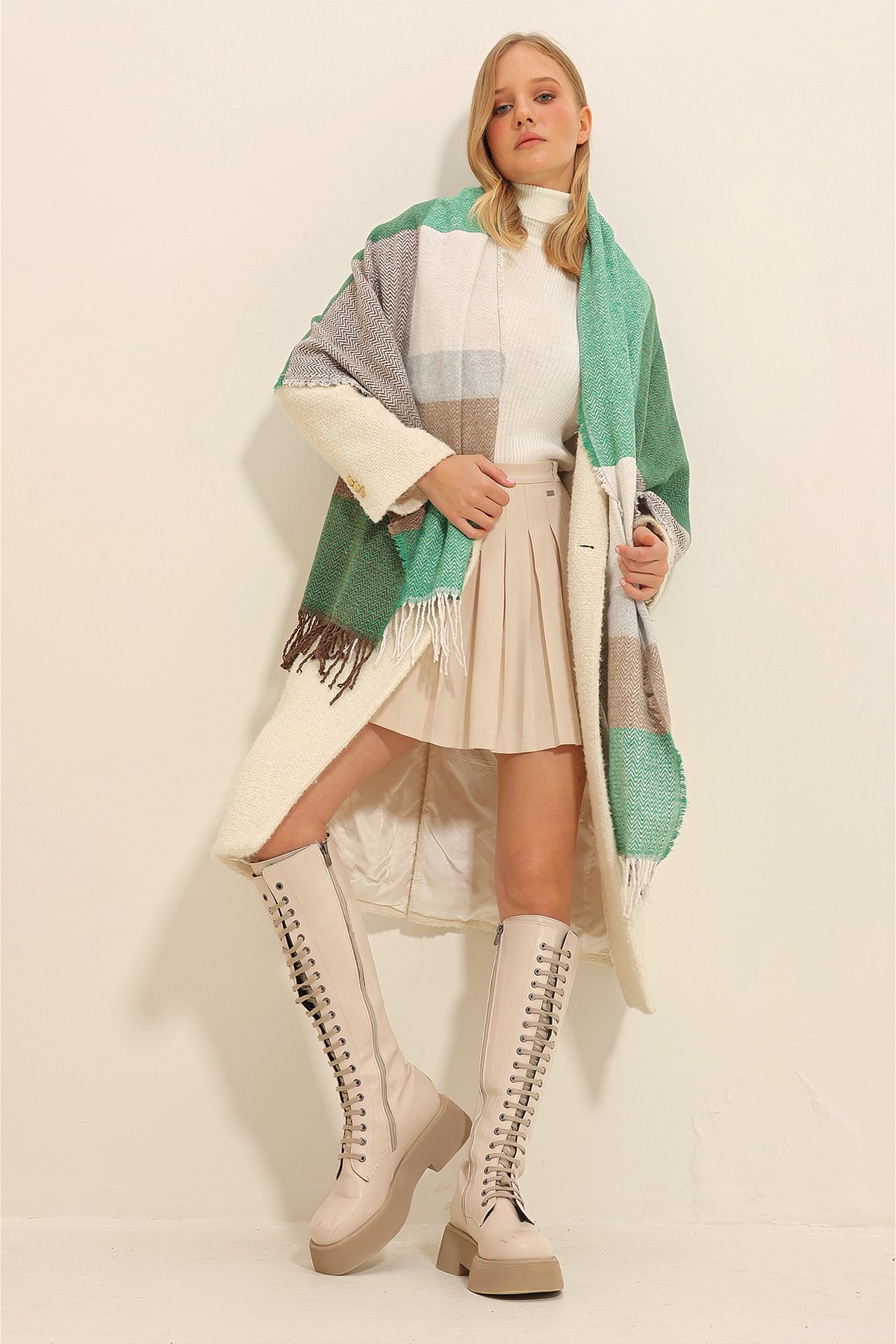 Batik Desenli Bloklu Şal - Yeşil