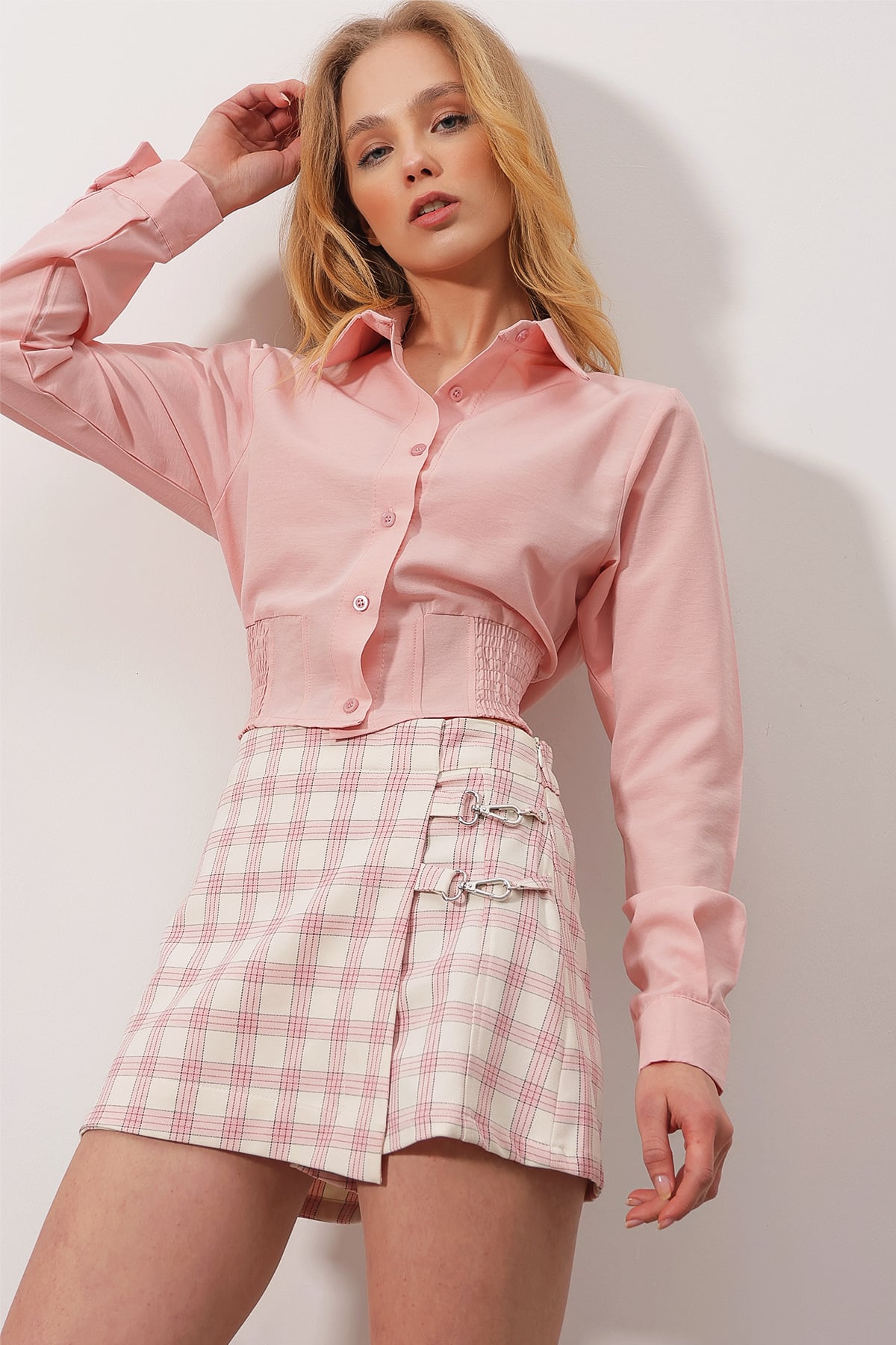 Beli Gipeli Crop Poplin Gömlek - Pembe