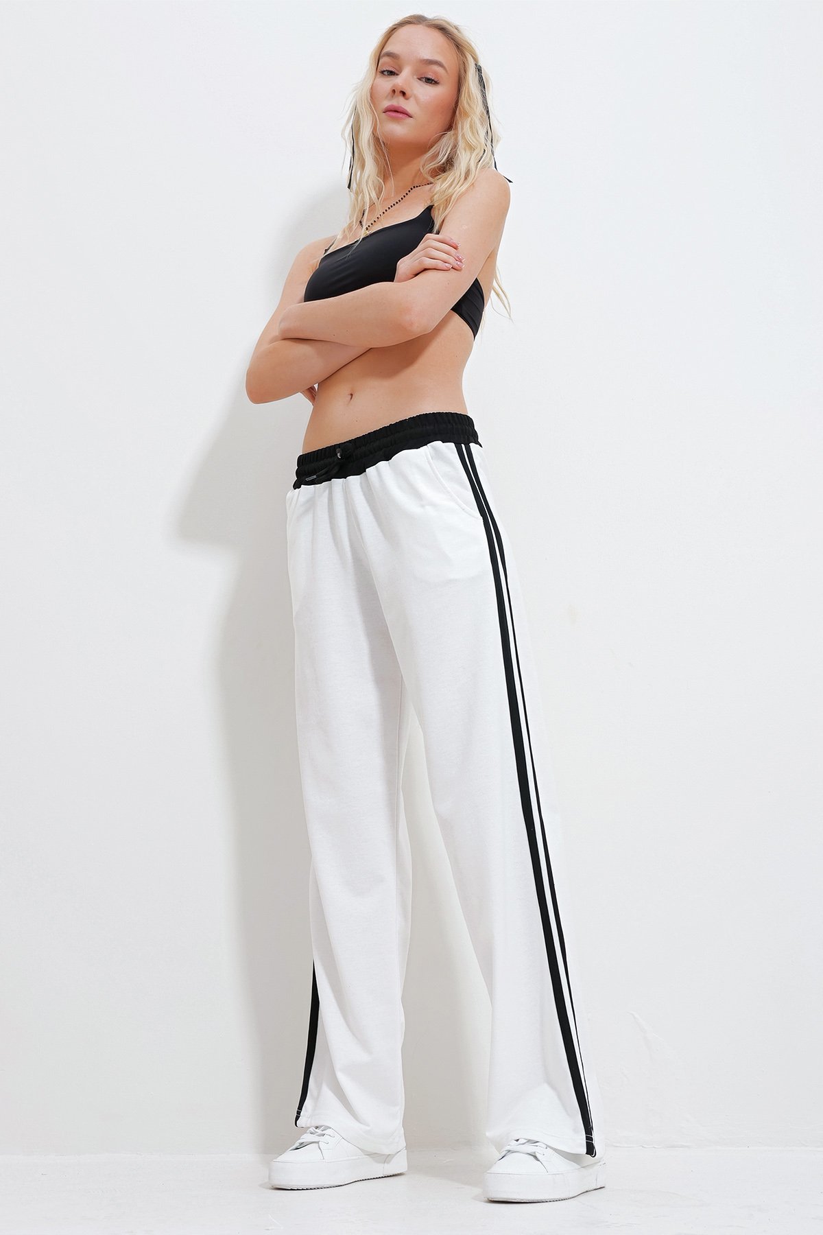 Beli Lastikli Çift Şeritli Pazalazzo Eşofman Altı - Beyaz