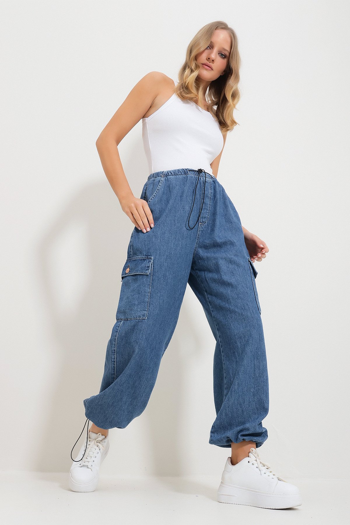 Beli Ve Paçası Lastikli Cepli Kargo Jogger Pantolon - Mavi