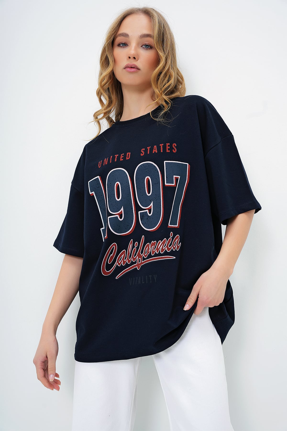 BİSİKLET YAKA 1997 BASKILI OVERSİZE T-SHIRT - KOYU LACİVERT