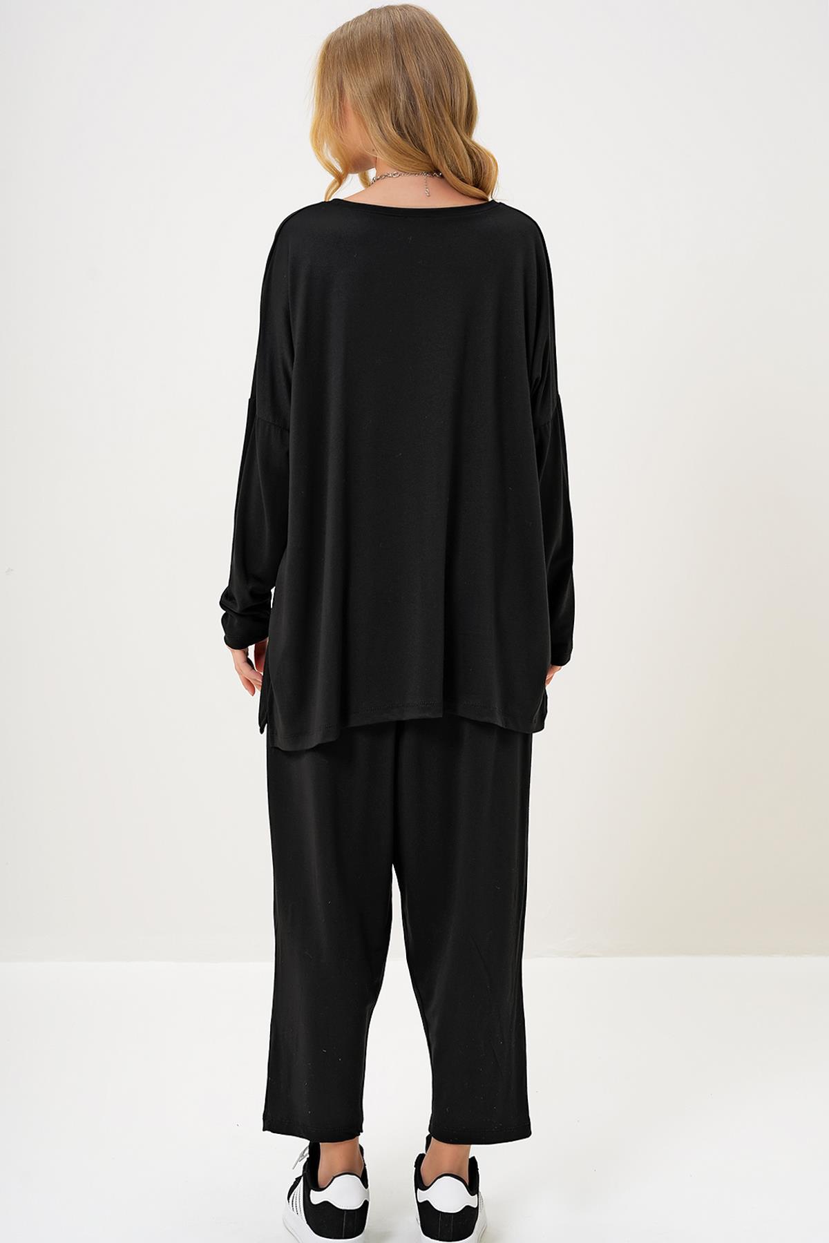 BİSİKLET YAKA ASİMETRİK KESİM OVERSİZE İKİ İPLİK SWEATSHIRT VE PANTOLON TAKIM - SİYAH