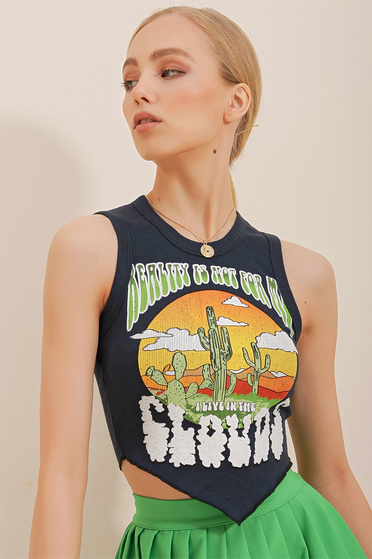 Bisiklet Yaka Baskılı Crop Örme Bluz - Lacivert
