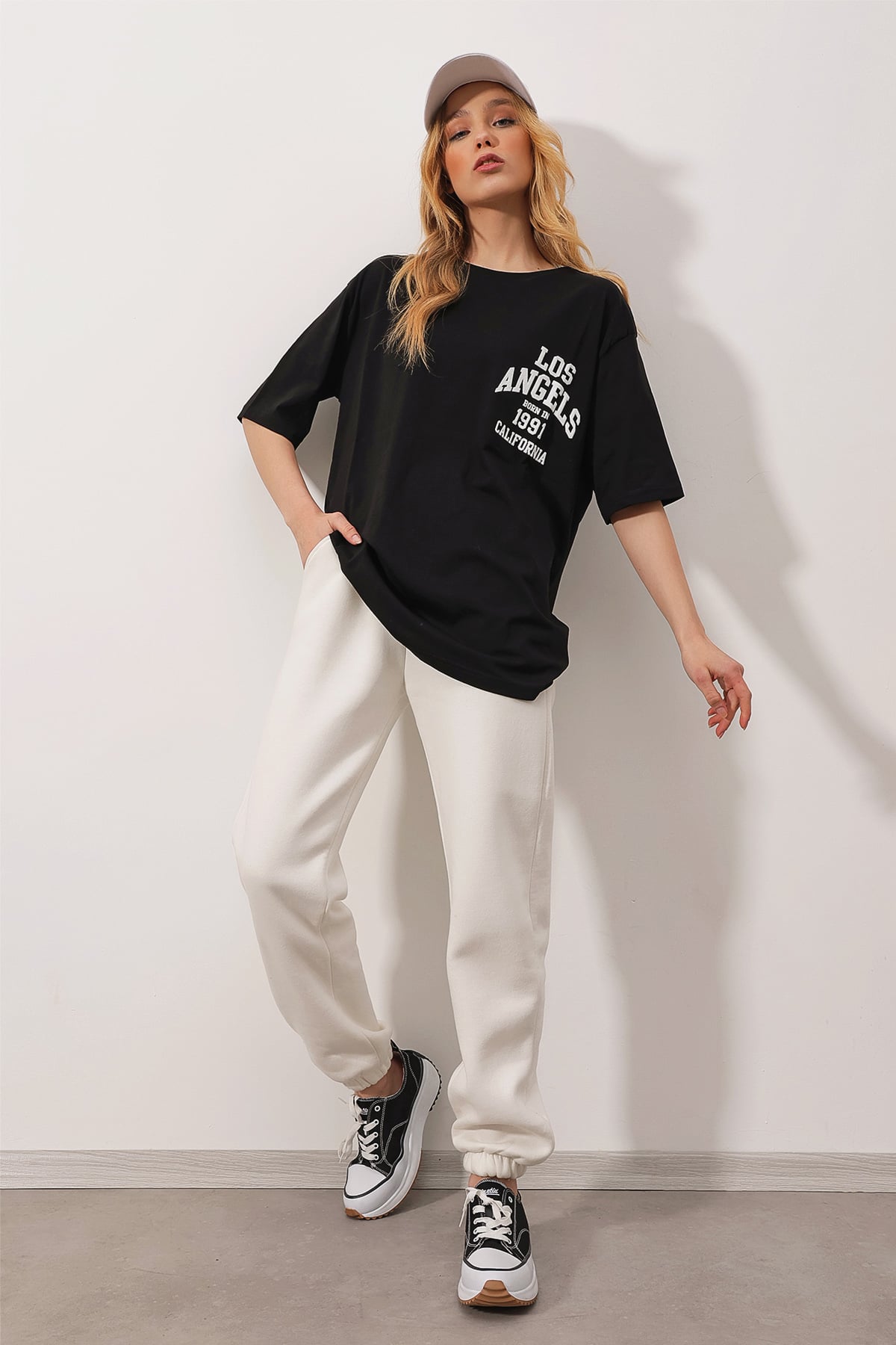 Bisiklet Yaka Baskılı Oversize T-Shirt - Siyah