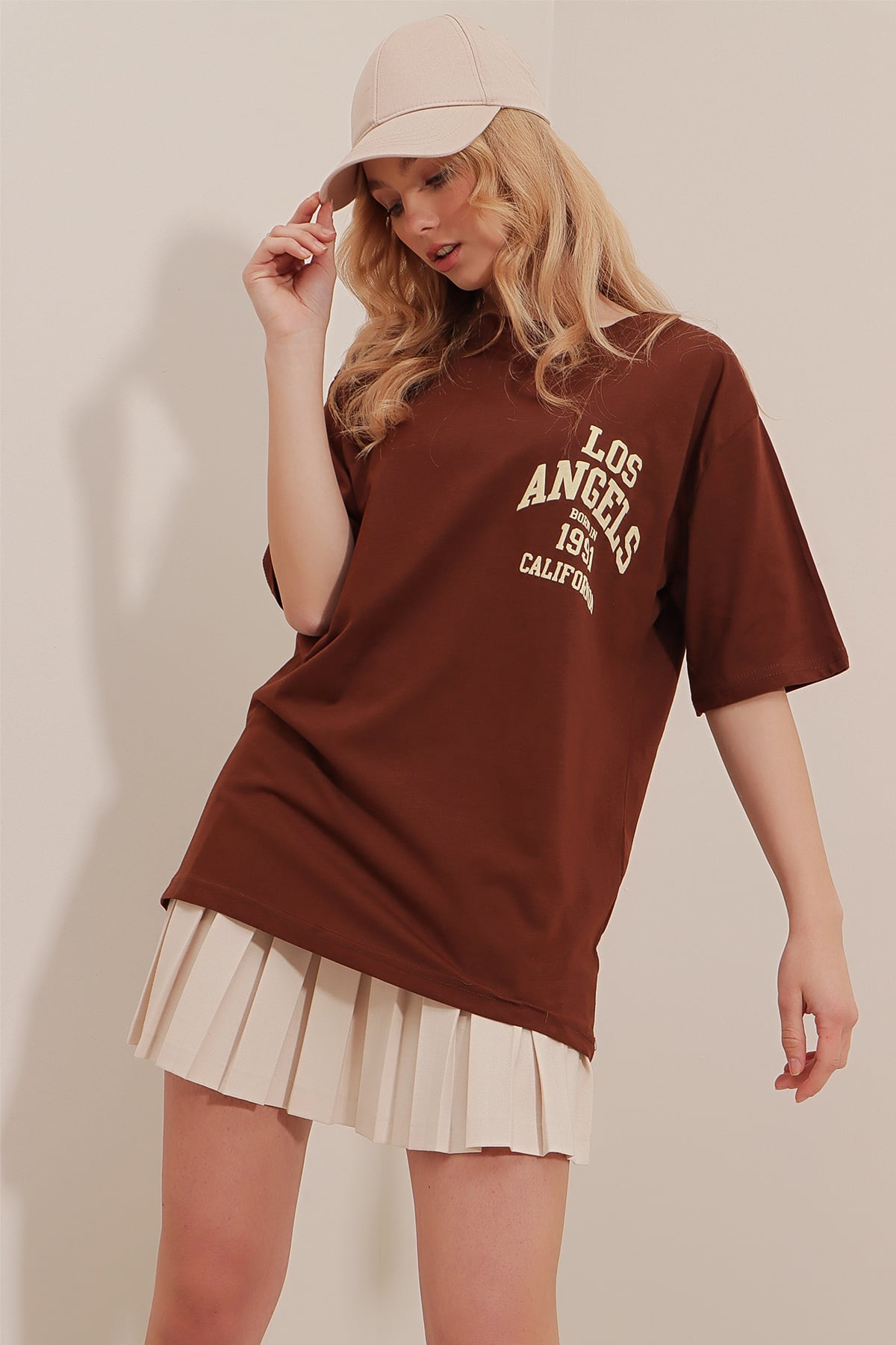 Bisiklet Yaka Baskılı Oversize T-Shirt - Kahverengi